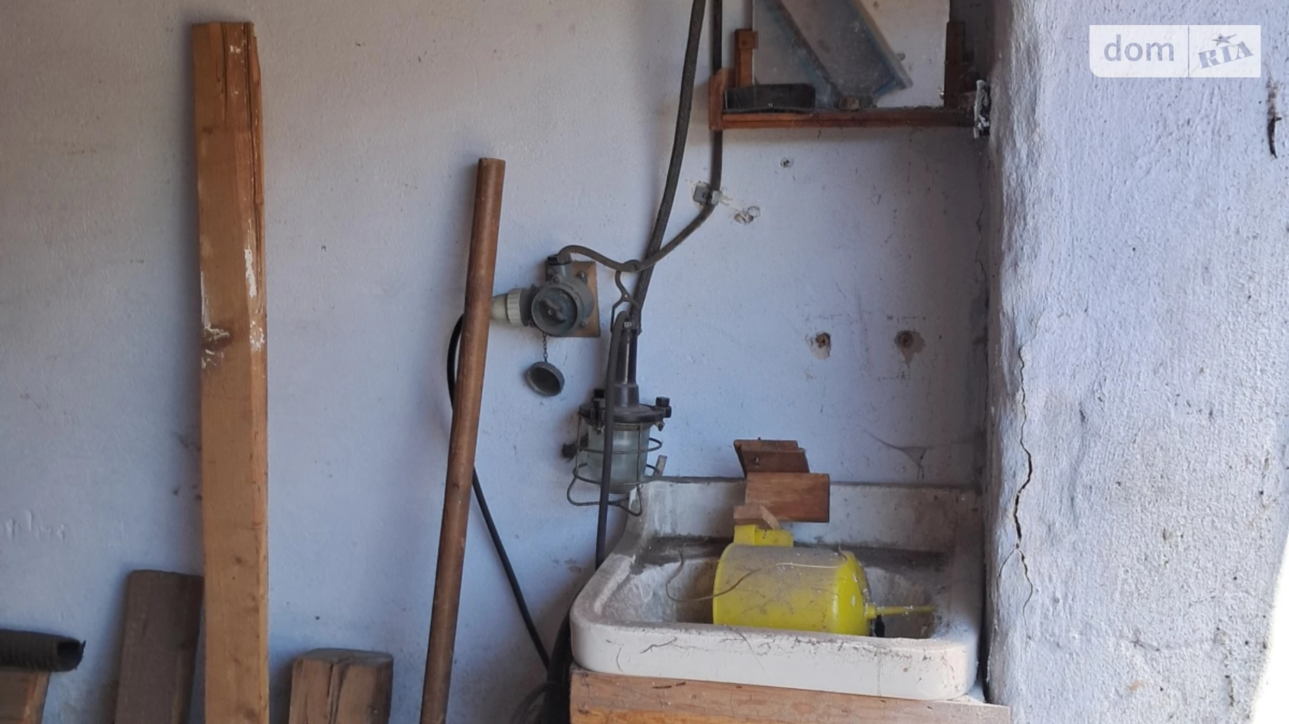 Продается место в гаражном кооперативе под легковое авто на 21 кв. м, цена: 2200 $ - фото 2