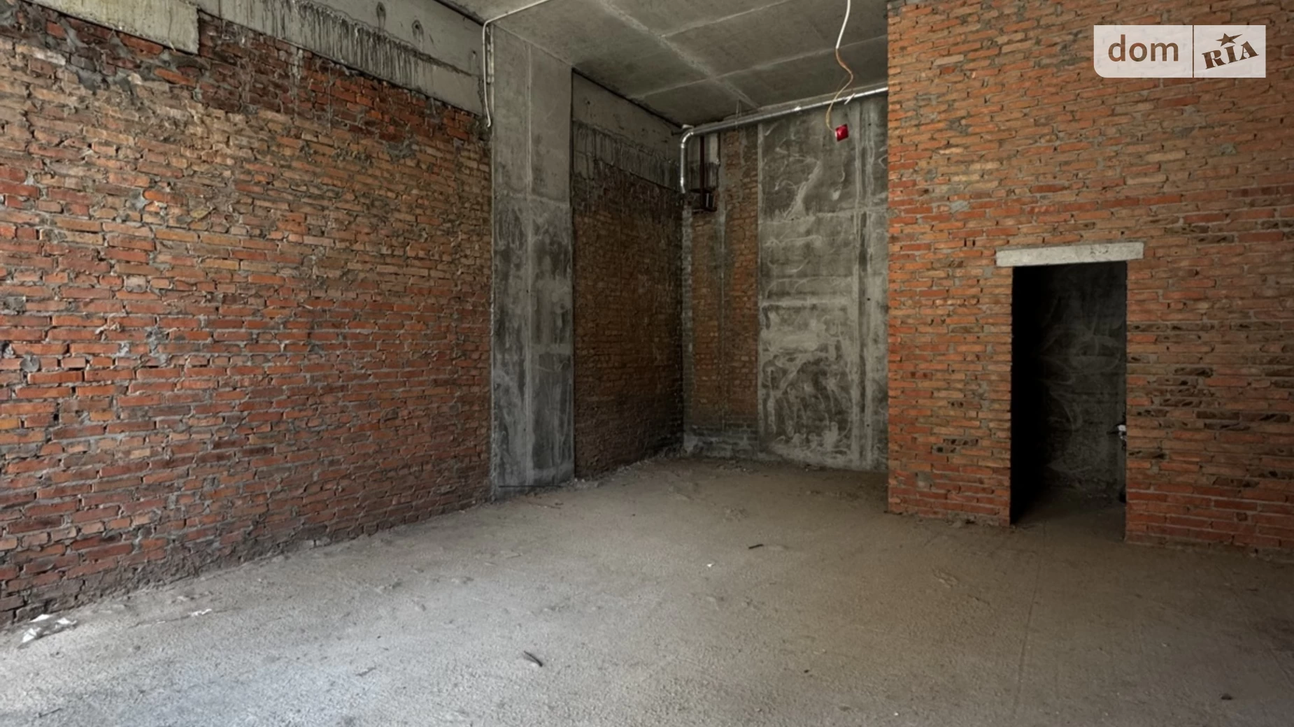 Сдается в аренду офис 57 кв. м в бизнес-центре, цена: 2000 $ - фото 2