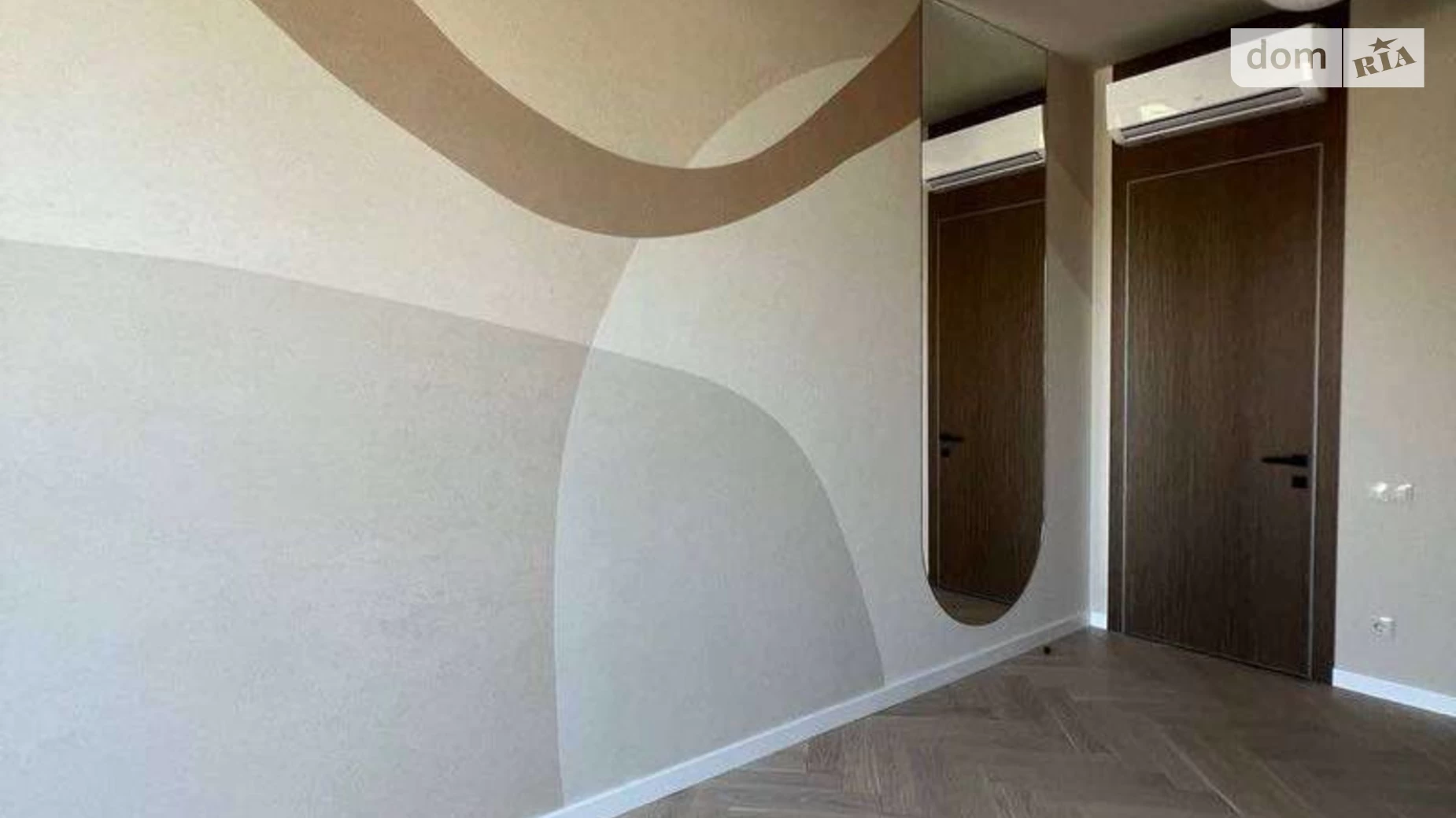 Продается дом на 2 этажа 200 кв. м с беседкой, цена: 870000 $ - фото 2