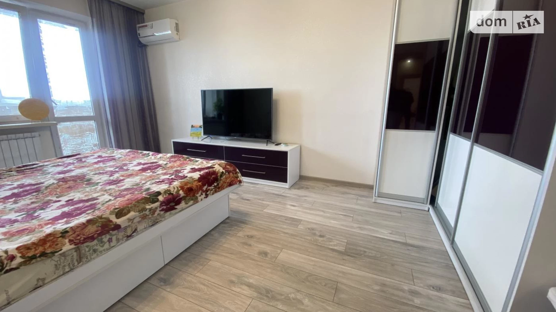 Продається 3-кімнатна квартира 70.8 кв. м у Києві, цена: 108500 $ - фото 3