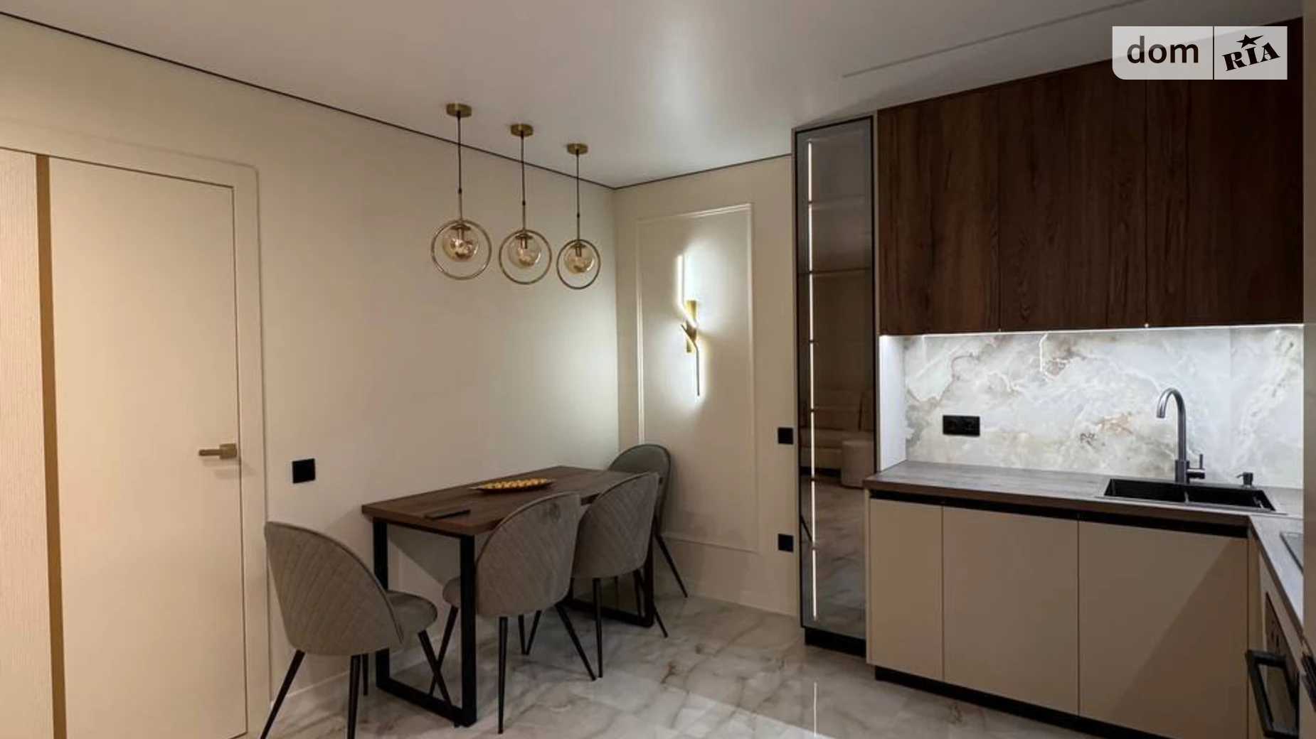 2-кімнатна квартира 58 кв. м у Тернополі, вул. Київська, 9Д - фото 4