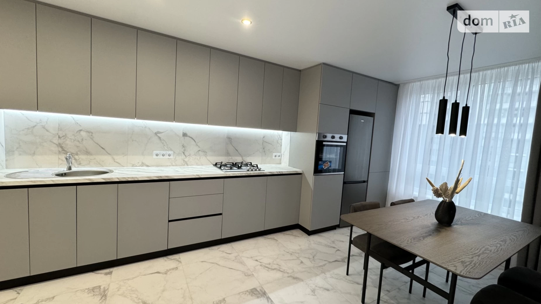 2-кімнатна квартира 84 кв. м у Тернополі, цена: 99800 $ - фото 3