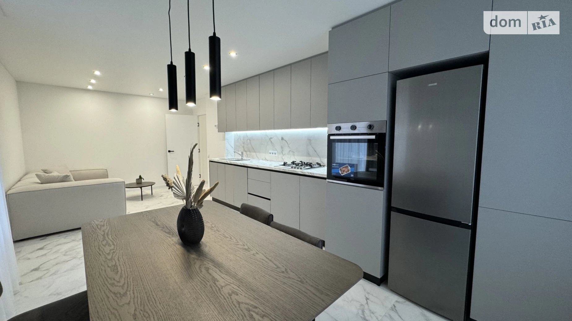 2-кімнатна квартира 84 кв. м у Тернополі, цена: 99800 $ - фото 2