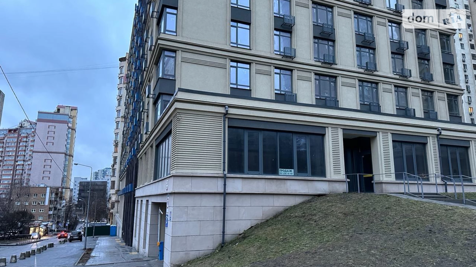 Продается помещения свободного назначения 355 кв. м в 23-этажном здании, цена: 994000 $ - фото 5
