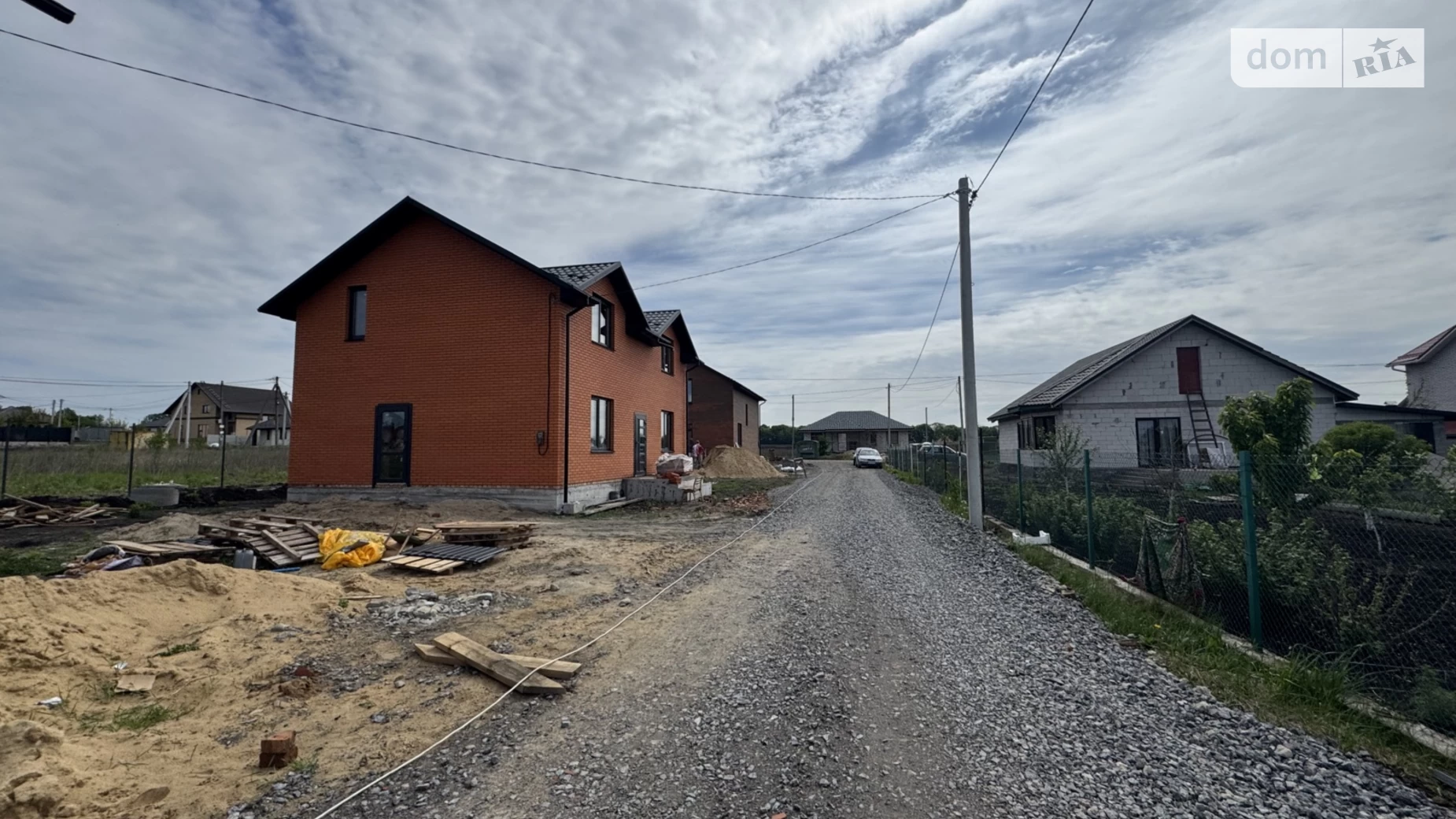 Продается дом на 2 этажа 130 кв. м с гаражом, цена: 94000 $ - фото 4