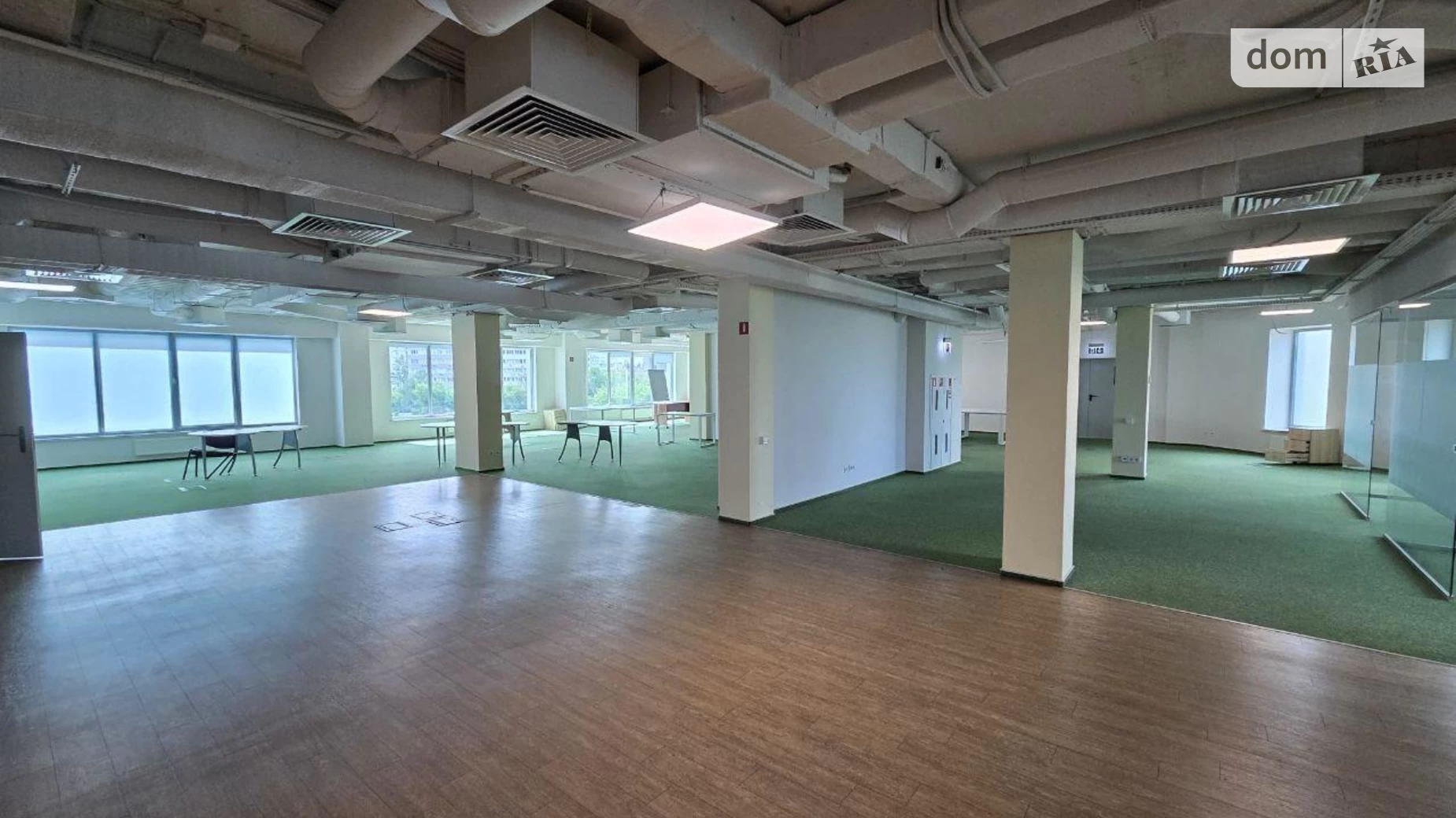 Сдается в аренду офис 670 кв. м в бизнес-центре, цена: 7350 $ - фото 4