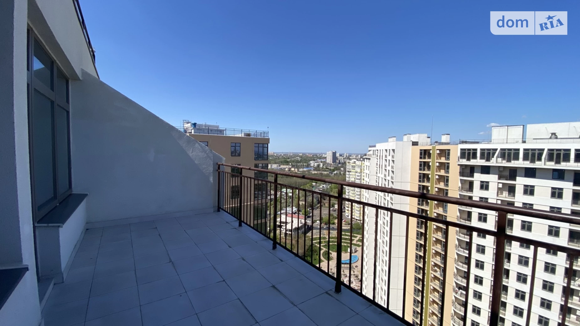 Продается 2-комнатная квартира 61 кв. м в Одессе, ул. Краснова - фото 2