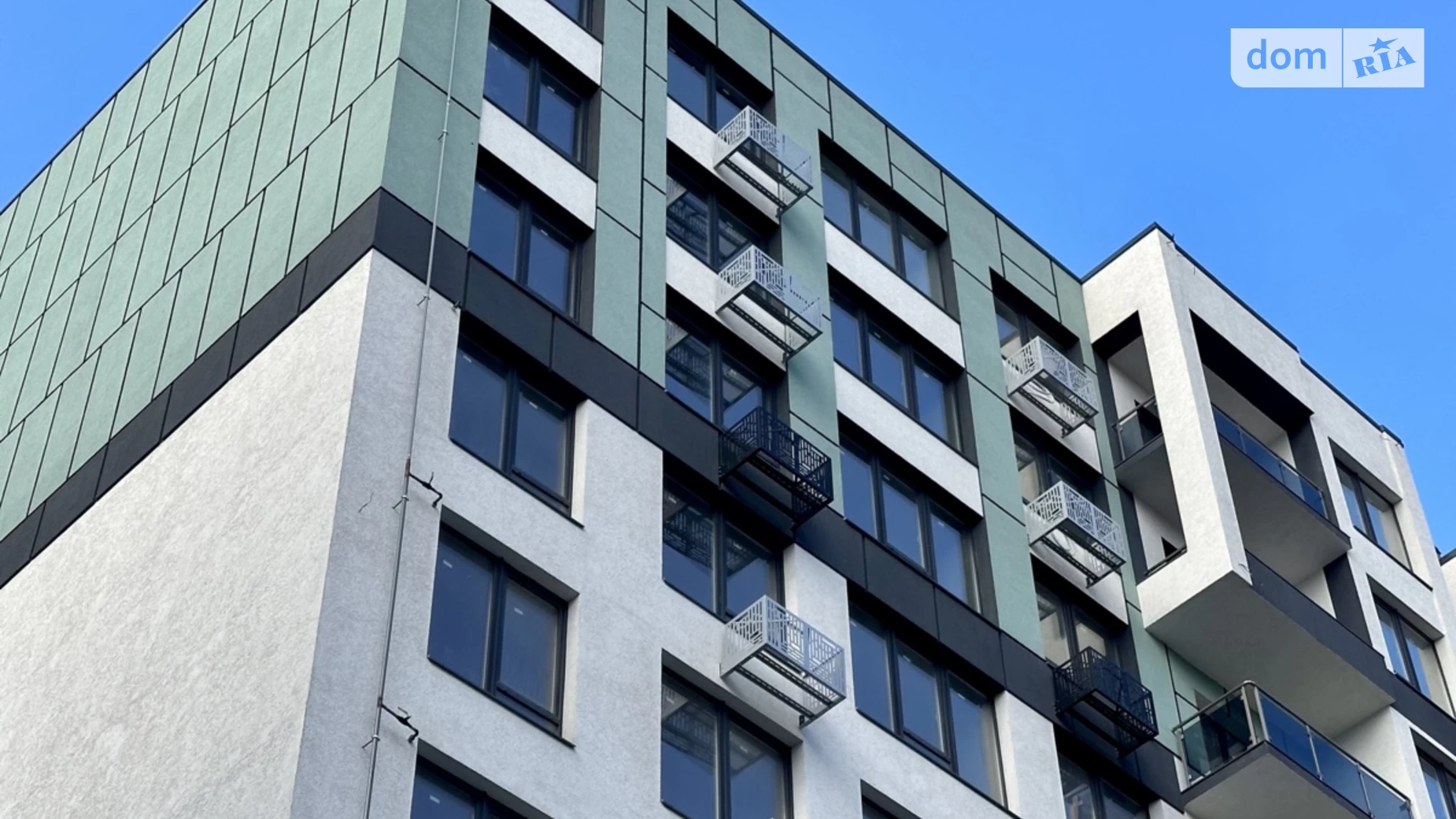 Продается 2-комнатная квартира 69.9 кв. м в Черновцах, ул. Русская, 211 - фото 3