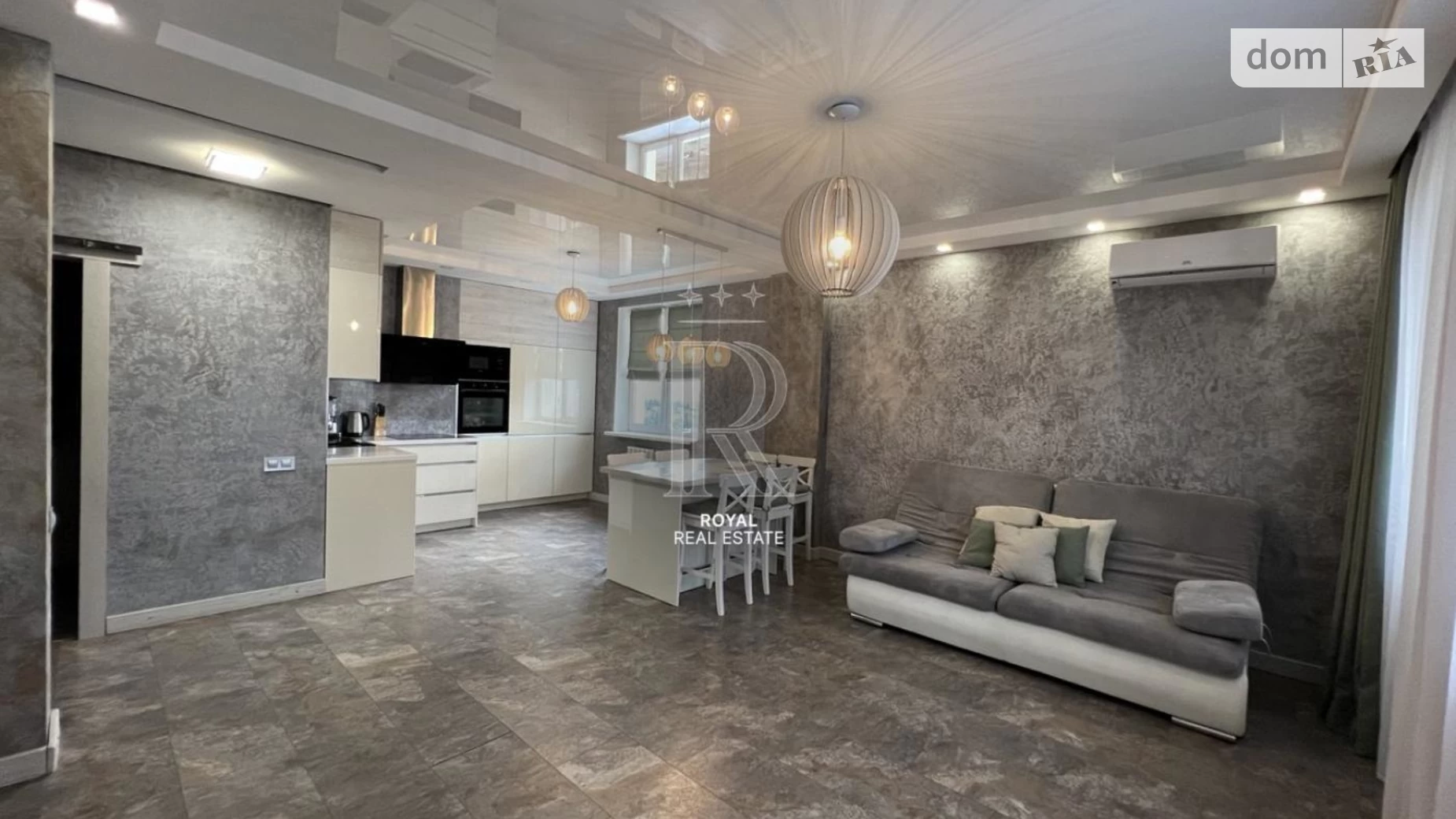 Продается 2-комнатная квартира 76 кв. м в, цена: 132000 $ - фото 2