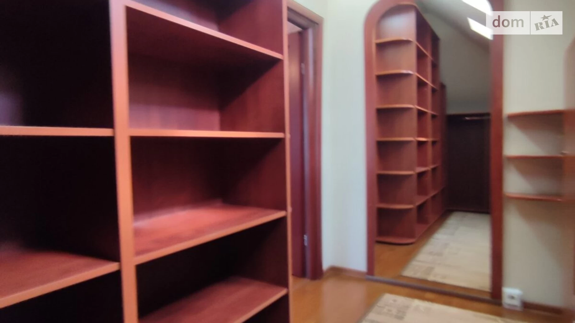 Продается дом на 2 этажа 295 кв. м с садом, цена: 350000 $ - фото 5