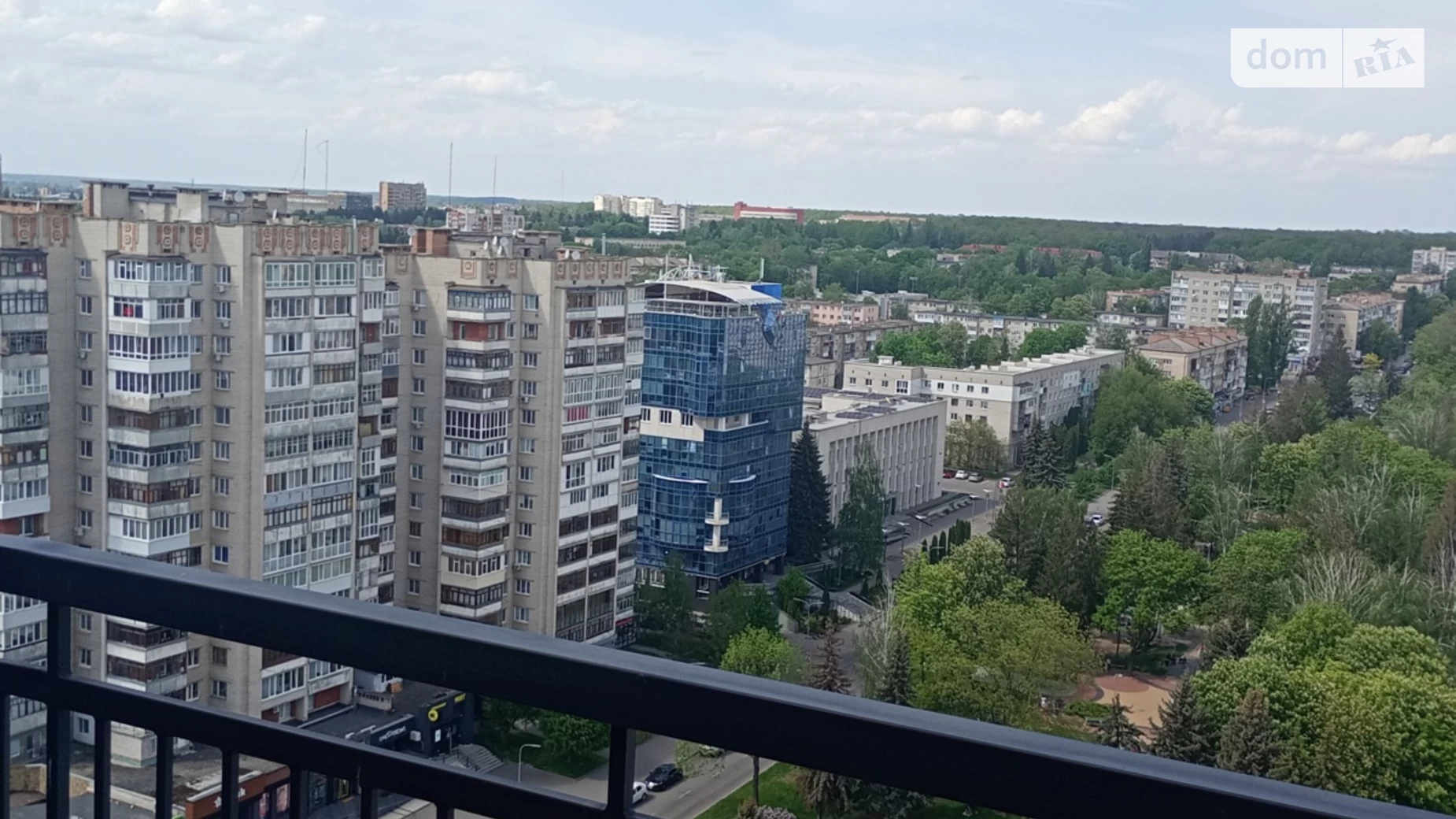 Продается 2-комнатная квартира 82 кв. м в Виннице, просп. Космонавтов, 49 - фото 4