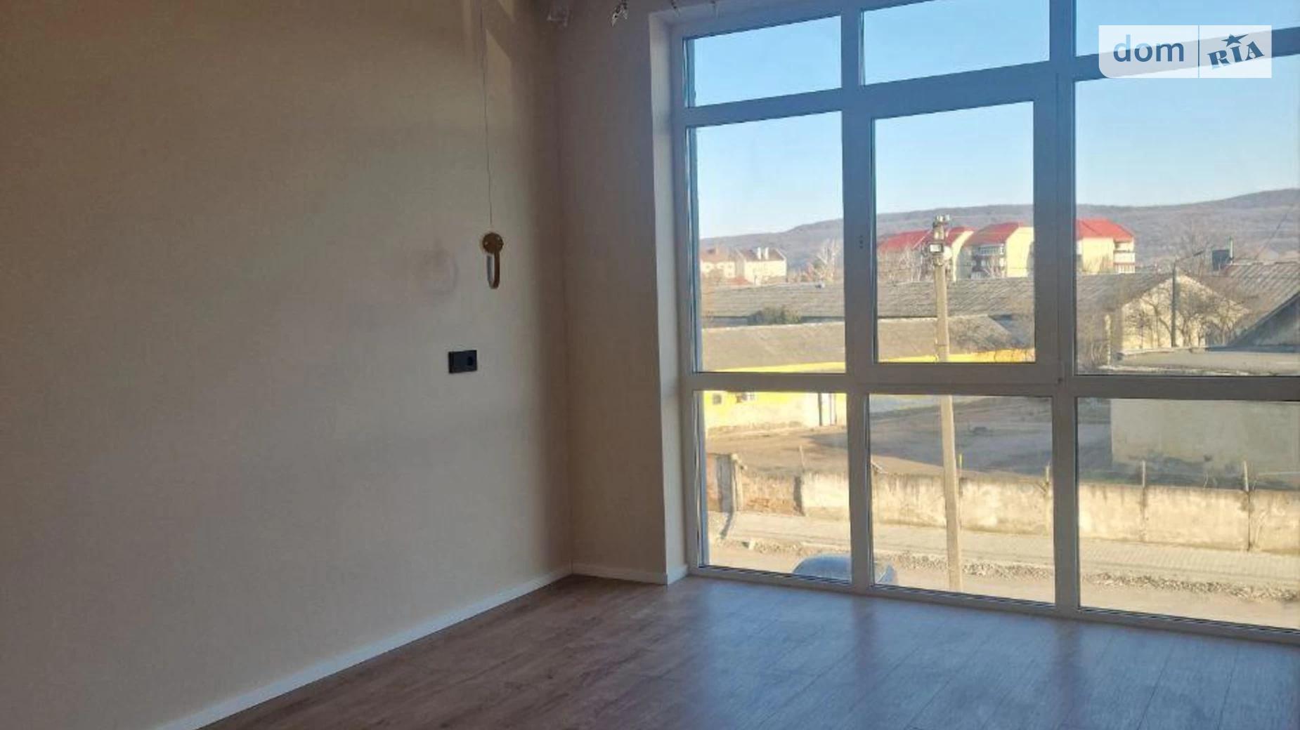 Продается 1-комнатная квартира 49 кв. м в Ужгороде, ул. Ивана Фогарашия - фото 3