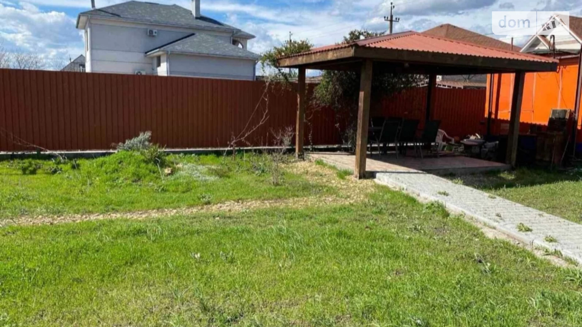 Продается дом на 2 этажа 100 кв. м с беседкой, цена: 85000 $ - фото 2