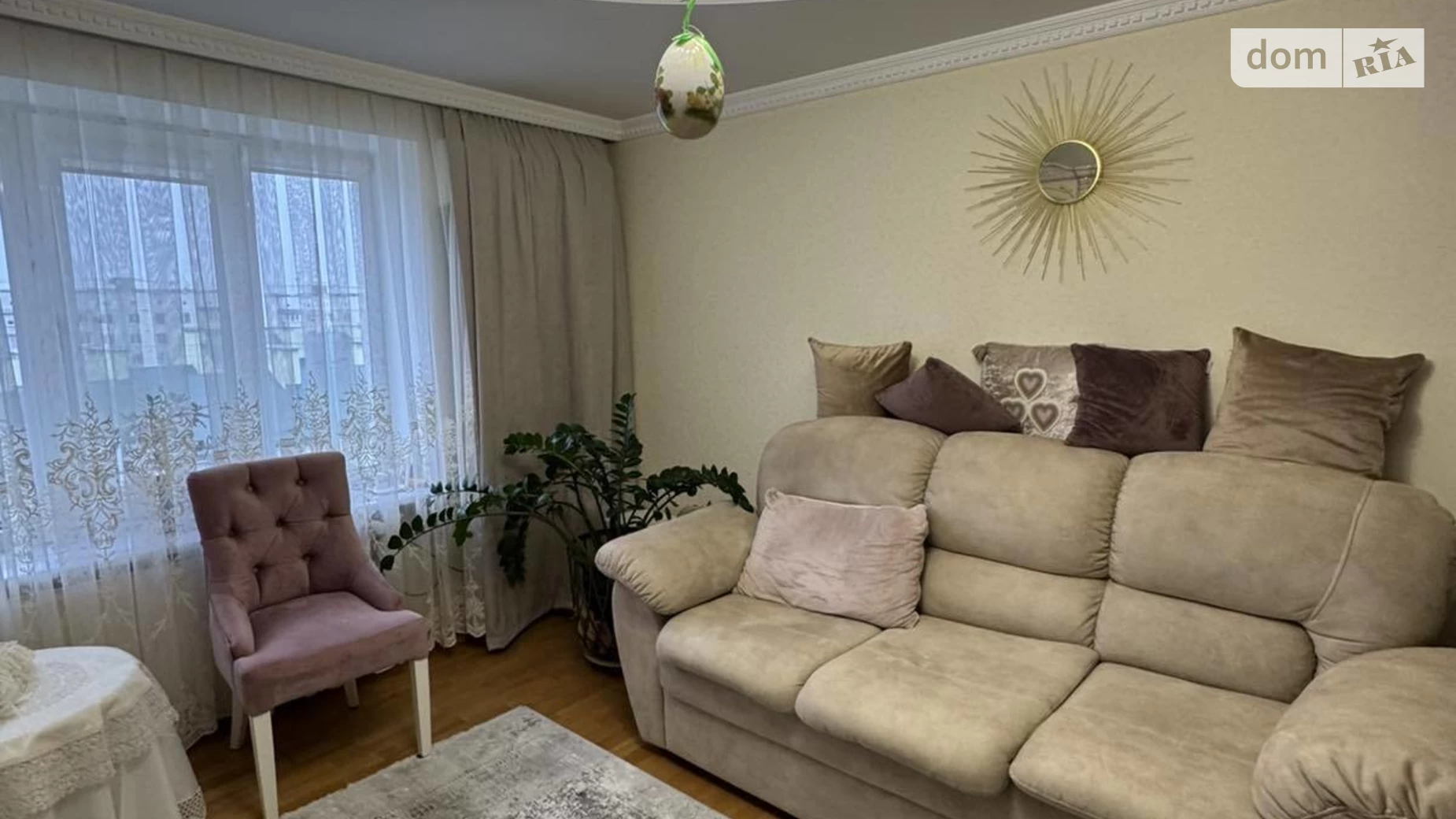Продается 2-комнатная квартира 60 кв. м в Черновцах, ул. Ивасюка Владимира, 17 - фото 2