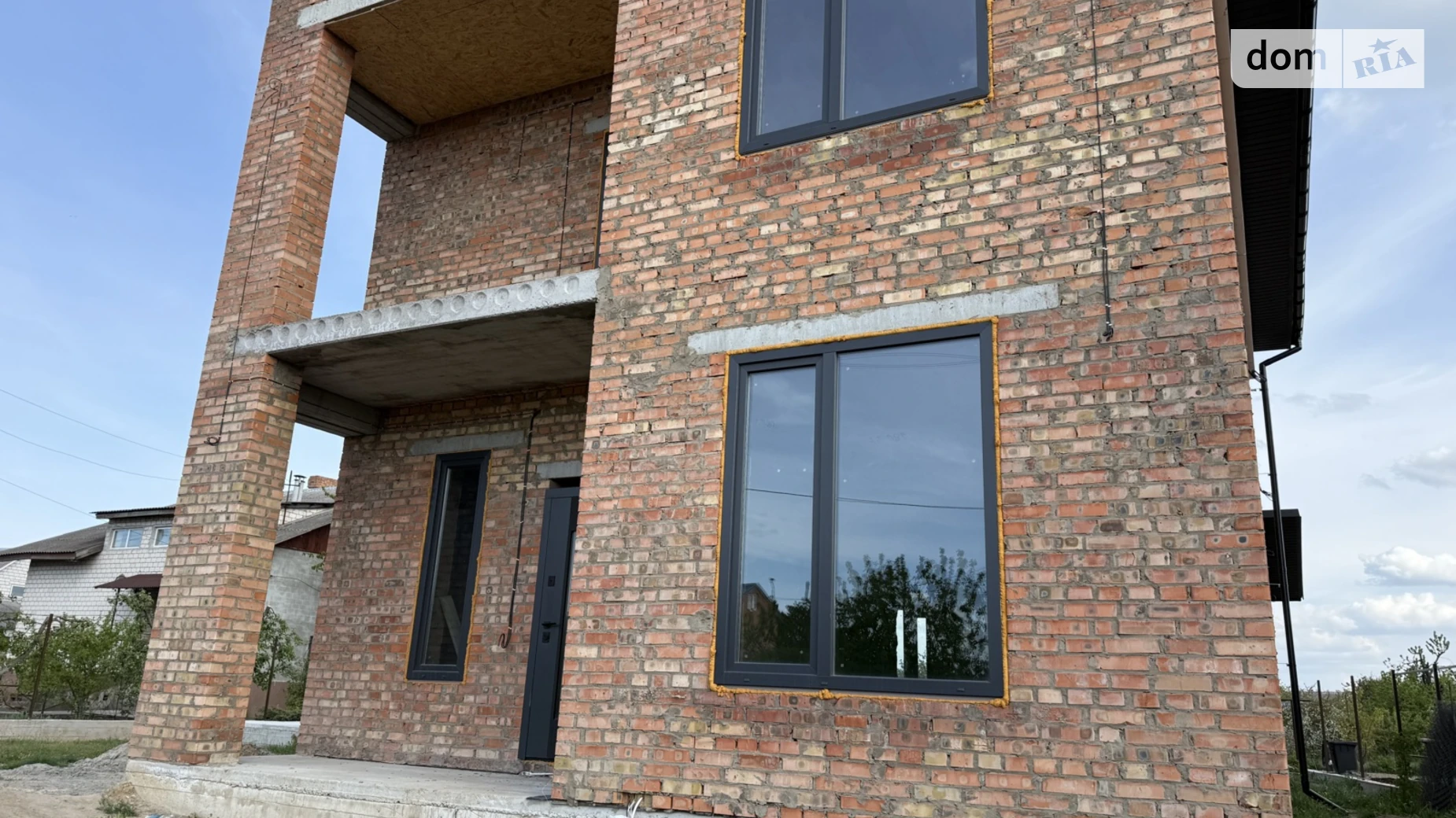 Продается дом на 2 этажа 130 кв. м с балконом, цена: 124000 $ - фото 2