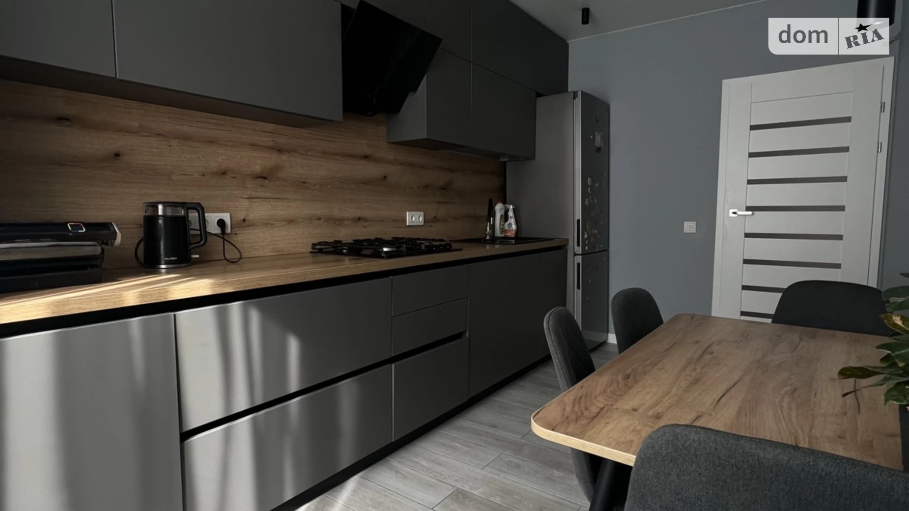 Продается 3-комнатная квартира 85 кв. м в Струмовке - фото 2