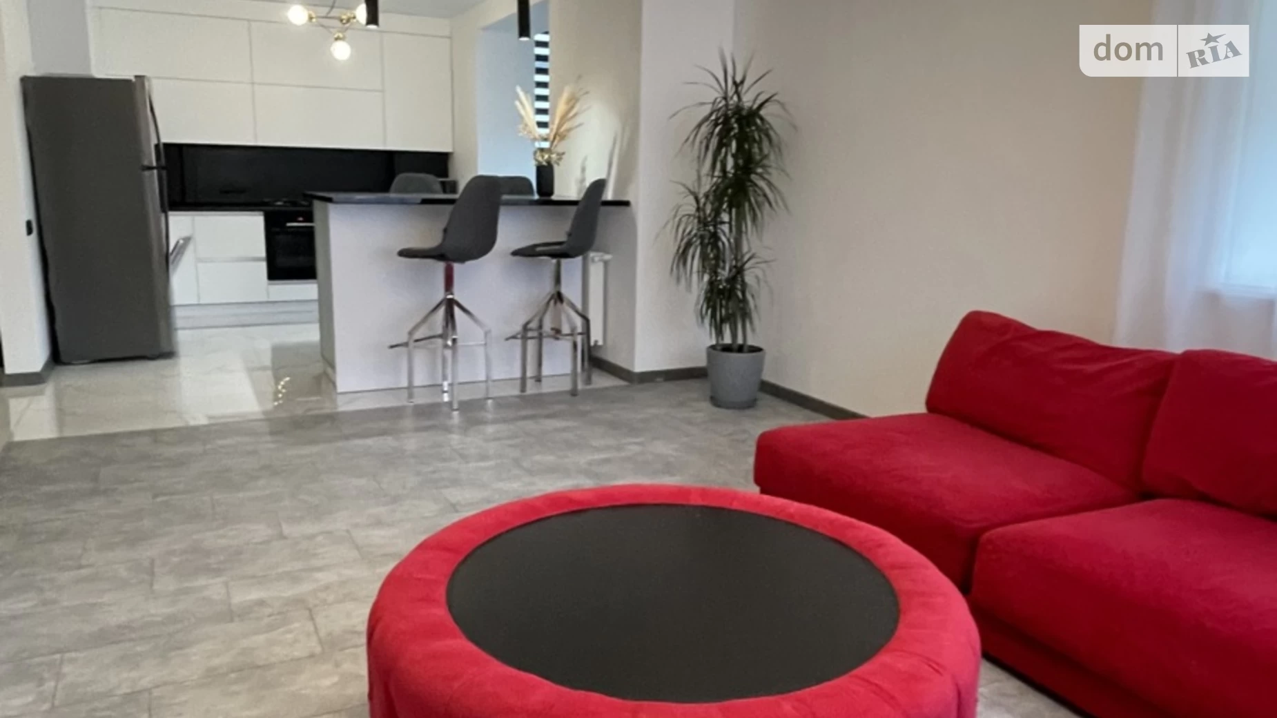 Продается 3-комнатная квартира 85.1 кв. м в Ивано-Франковске, цена: 100000 $ - фото 2