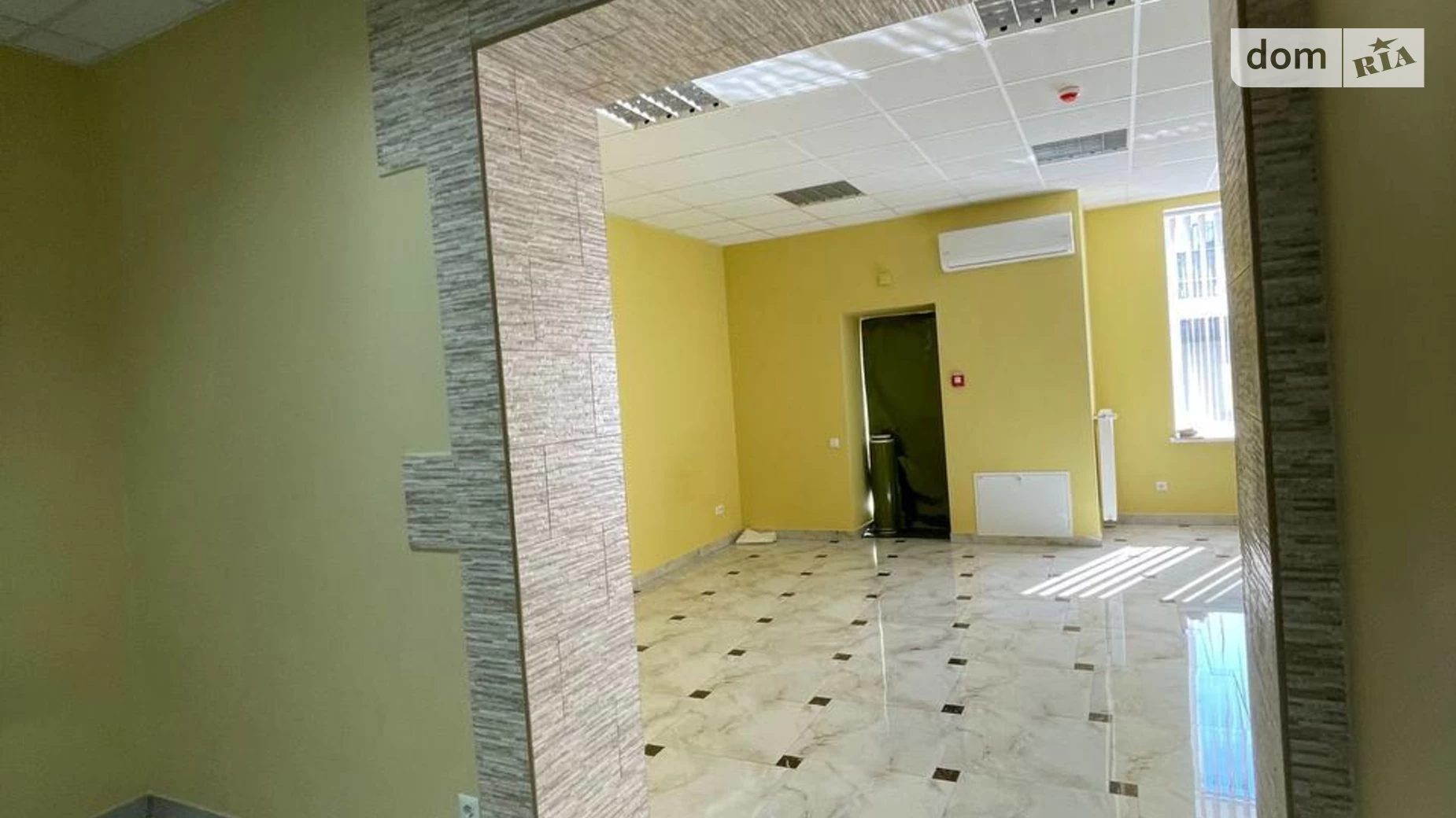 Сдается в аренду офис 110 кв. м в бизнес-центре, цена: 45000 грн - фото 2