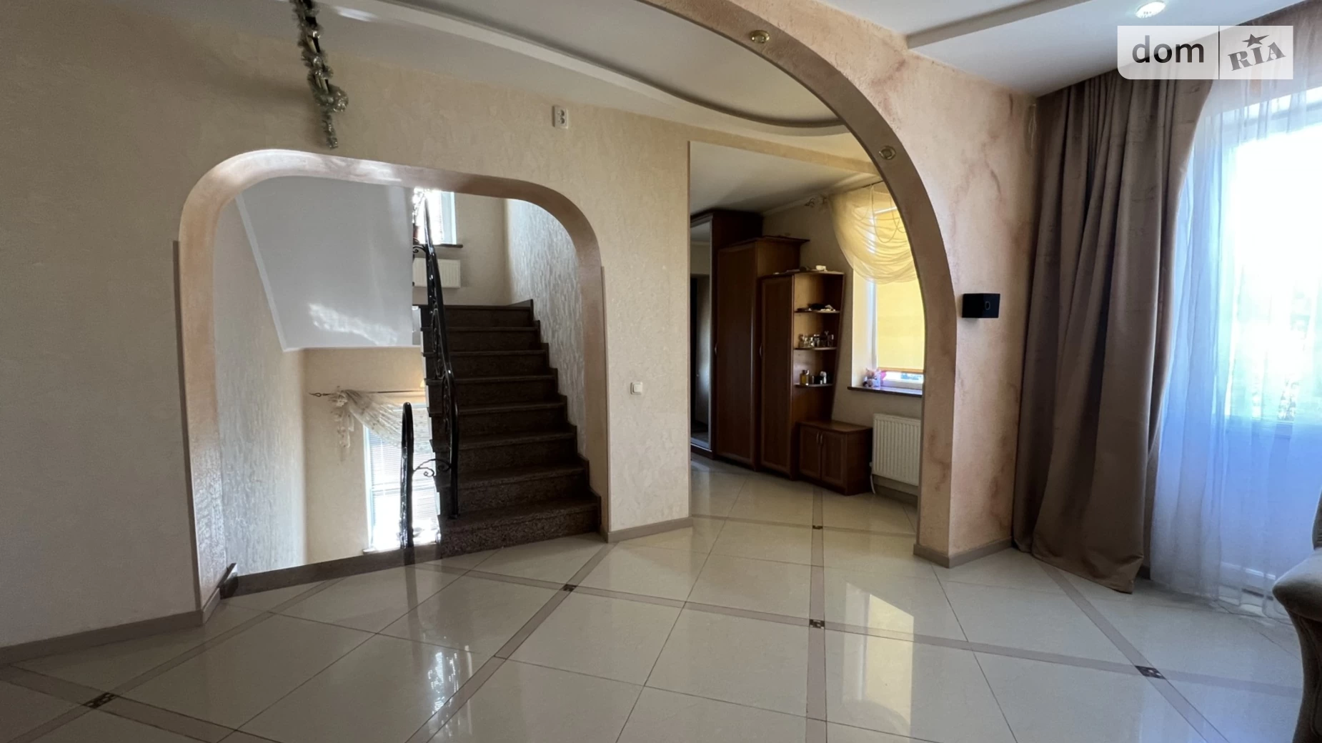 Продається будинок 3 поверховий 248.2 кв. м з меблями, цена: 295000 $ - фото 4