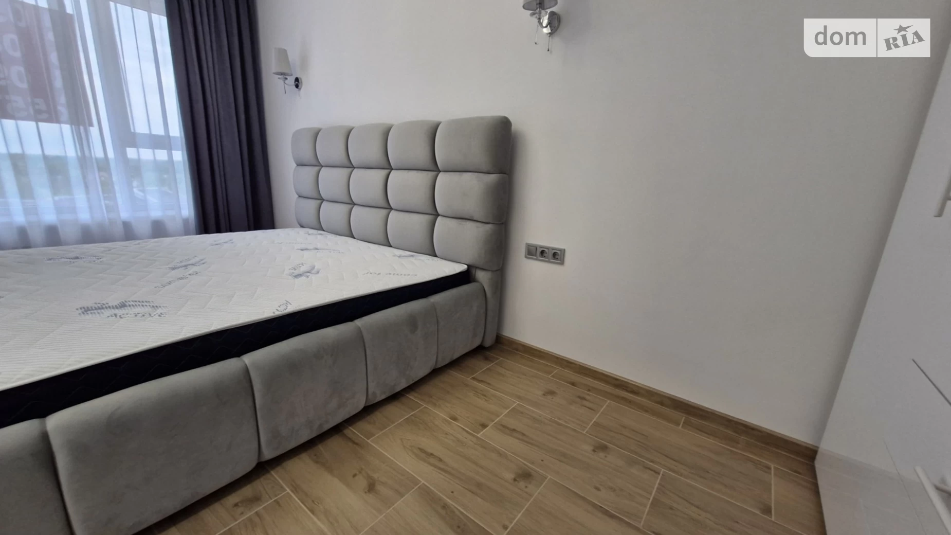 Продается 1-комнатная квартира 38 кв. м в Ивано-Франковске, ул. Павла Полуботка, 18 корпус 14 - фото 3