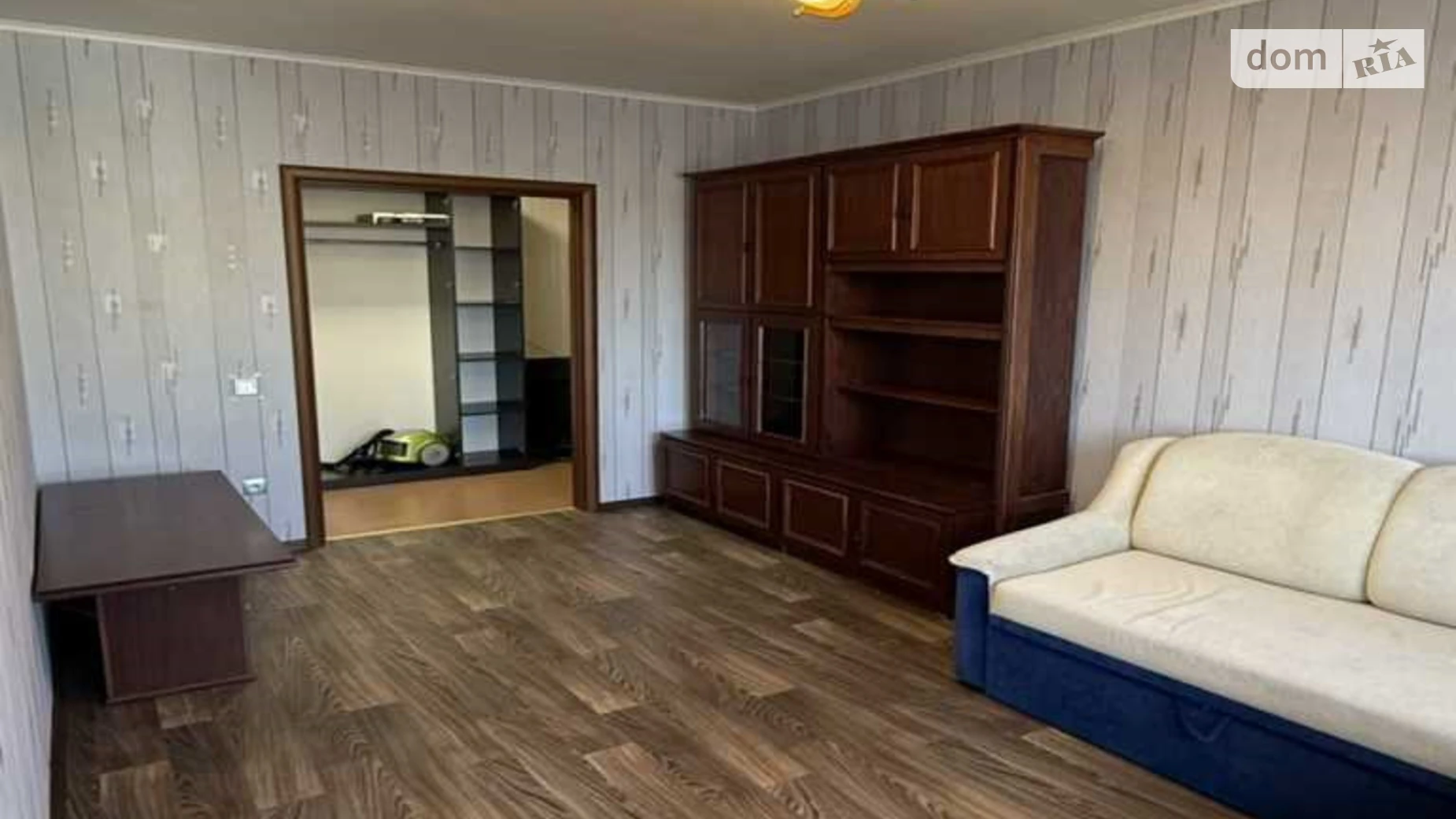 Продается 3-комнатная квартира 70.6 кв. м в Полтаве, ул. Великотырновская - фото 3