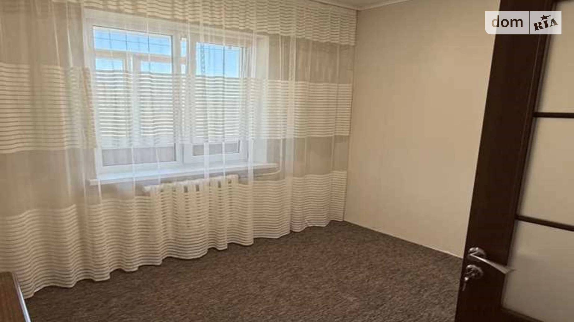 Продается 3-комнатная квартира 70.6 кв. м в Полтаве, ул. Великотырновская - фото 4