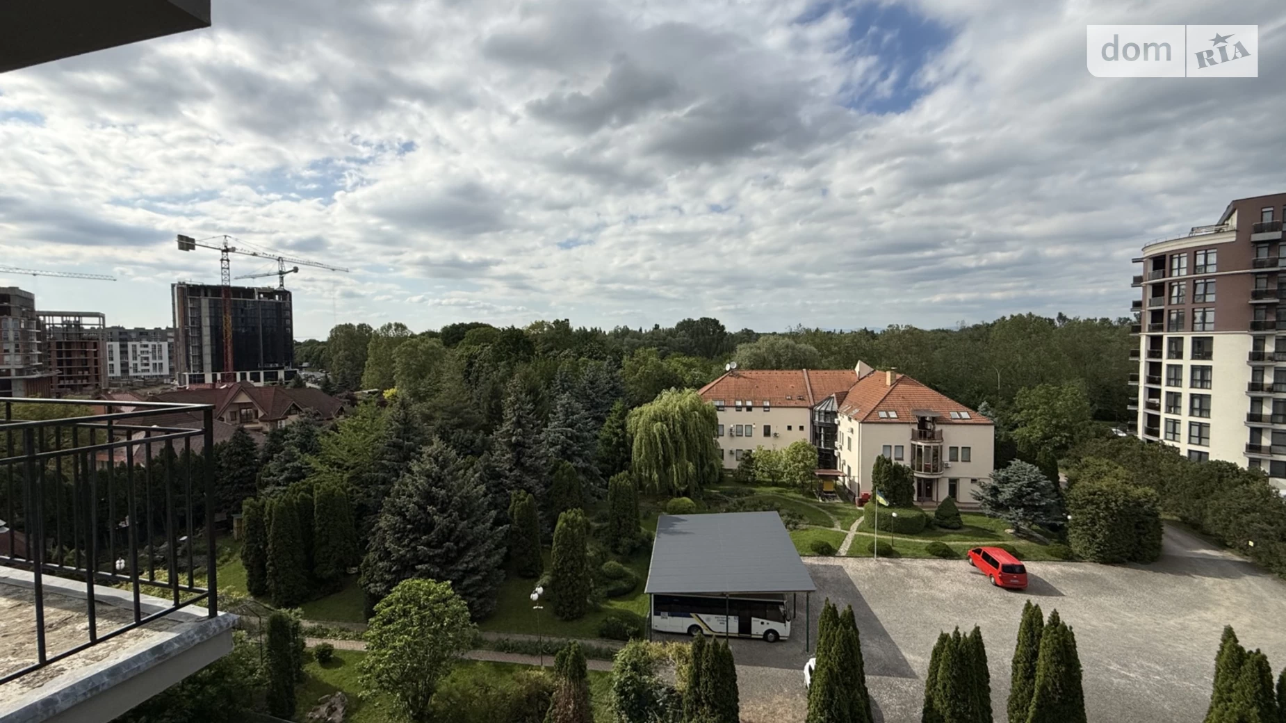Продається 2-кімнатна квартира 66.7 кв. м у Ужгороді - фото 2