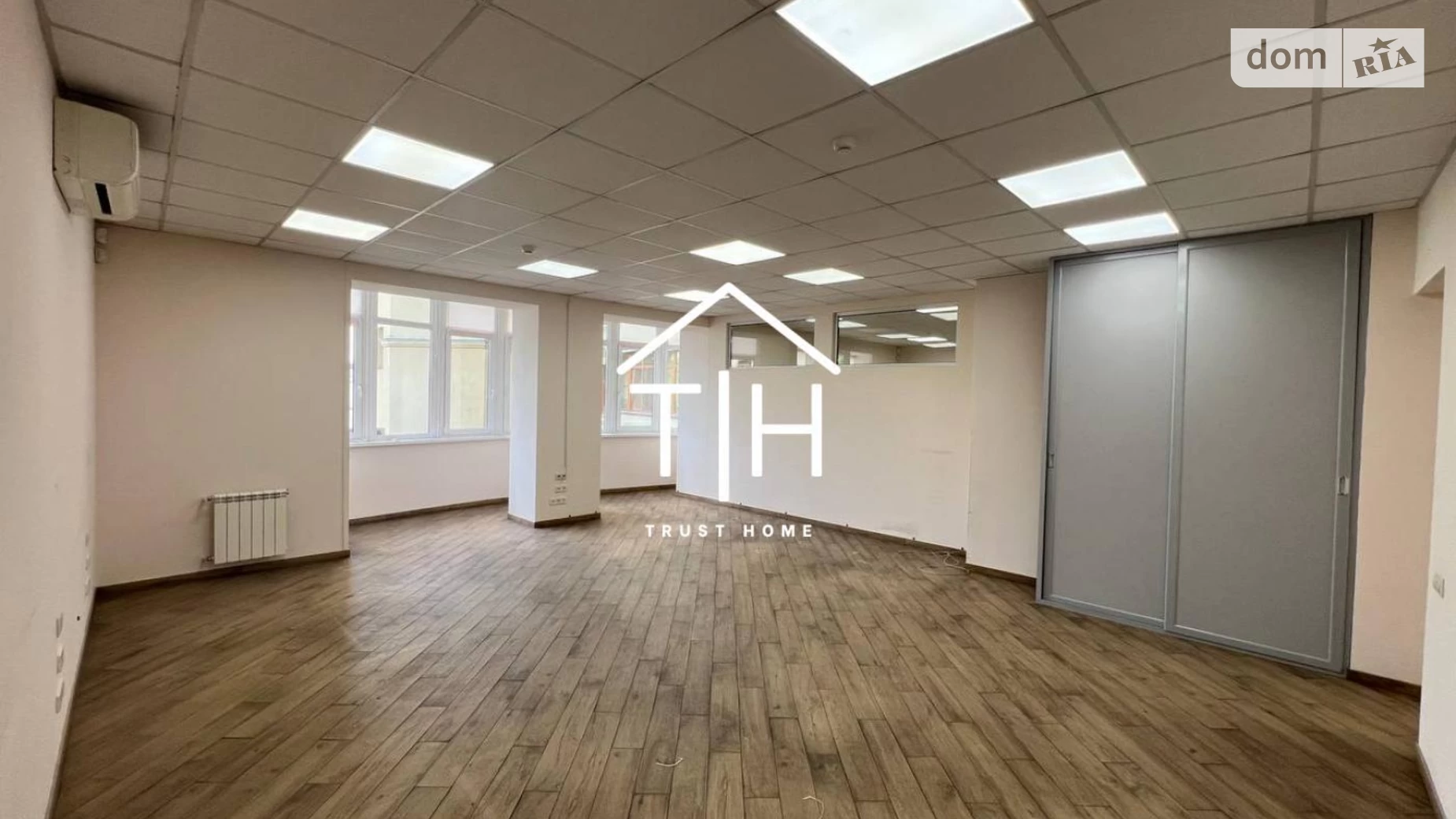 Сдается в аренду офис 350 кв. м в бизнес-центре, цена: 2500 $ - фото 4