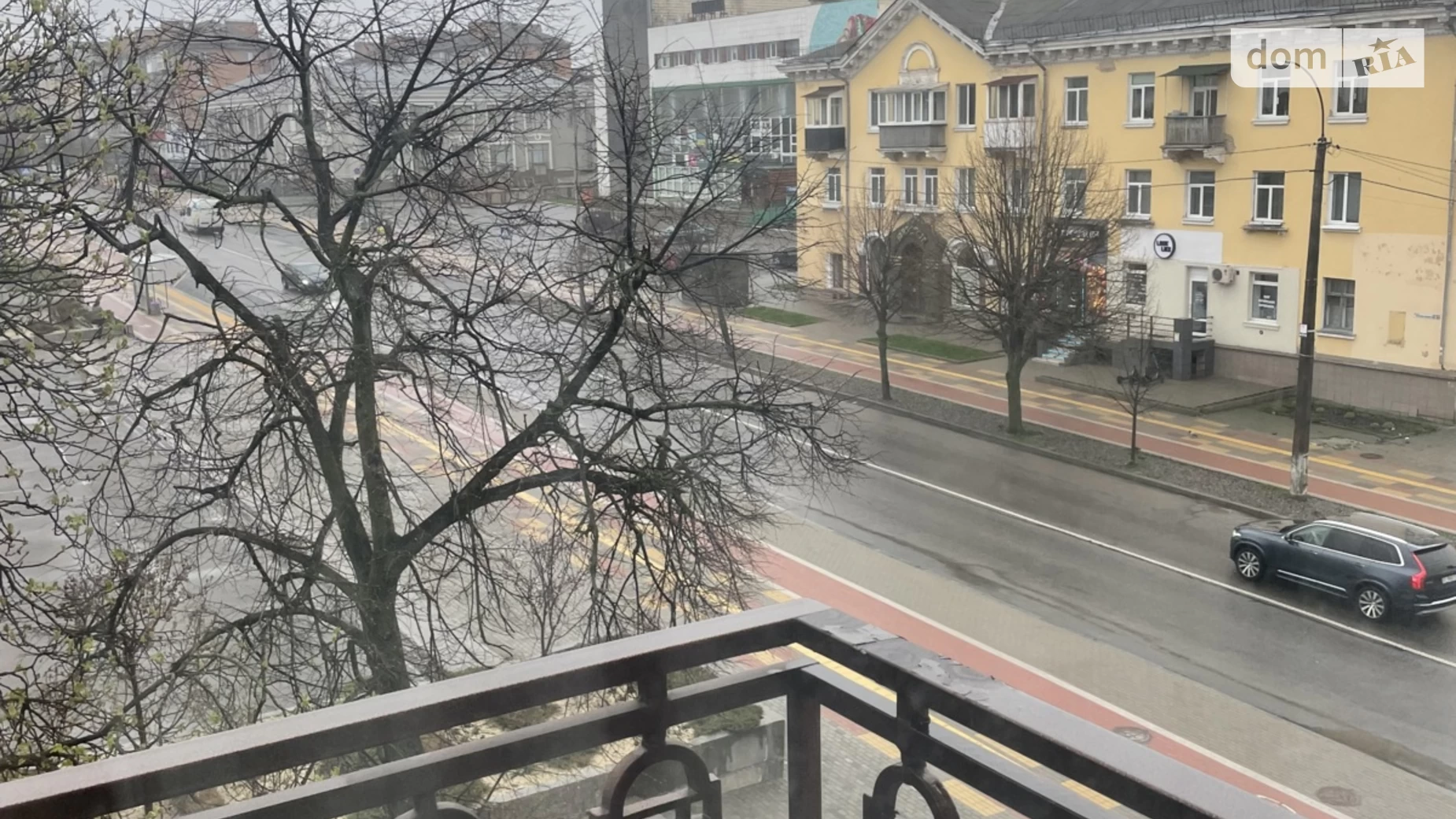 Продается 2-комнатная квартира 61.2 кв. м в Белой Церкви, пл. Торговая, 1/13 - фото 2