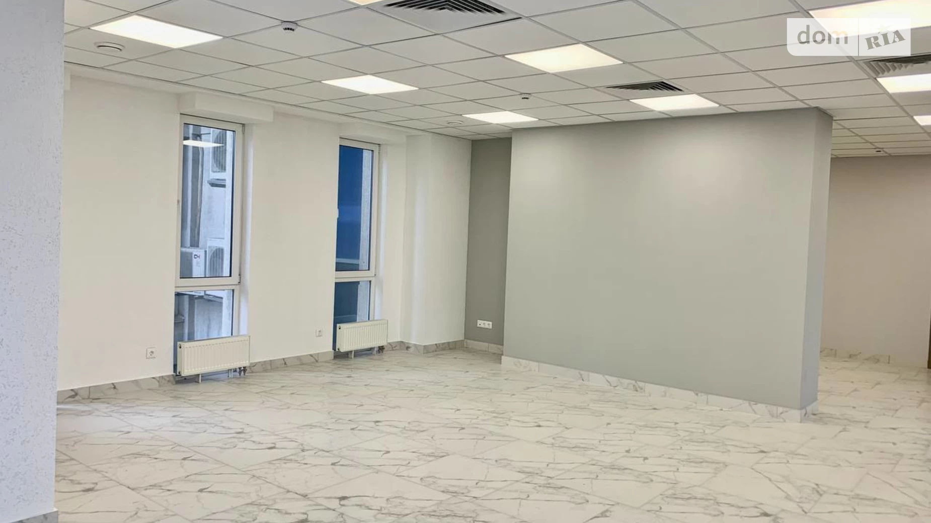 Сдается в аренду офис 260 кв. м в бизнес-центре, цена: 1600 $ - фото 4