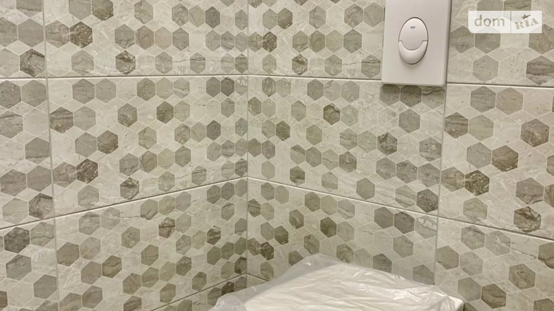 Сдается в аренду офис 132 кв. м в бизнес-центре, цена: 850 $ - фото 3
