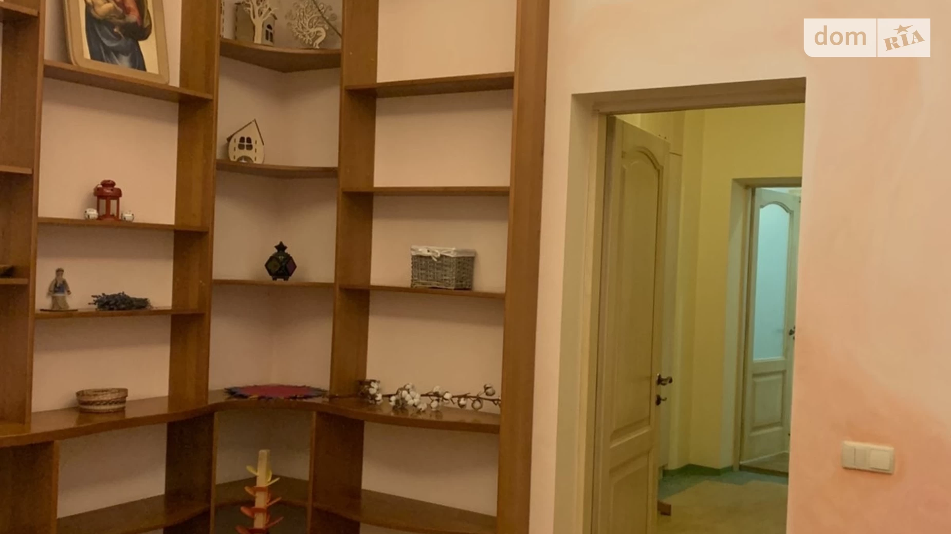 Продается офис 219.9 кв. м в бизнес-центре, цена: 335000 $ - фото 3