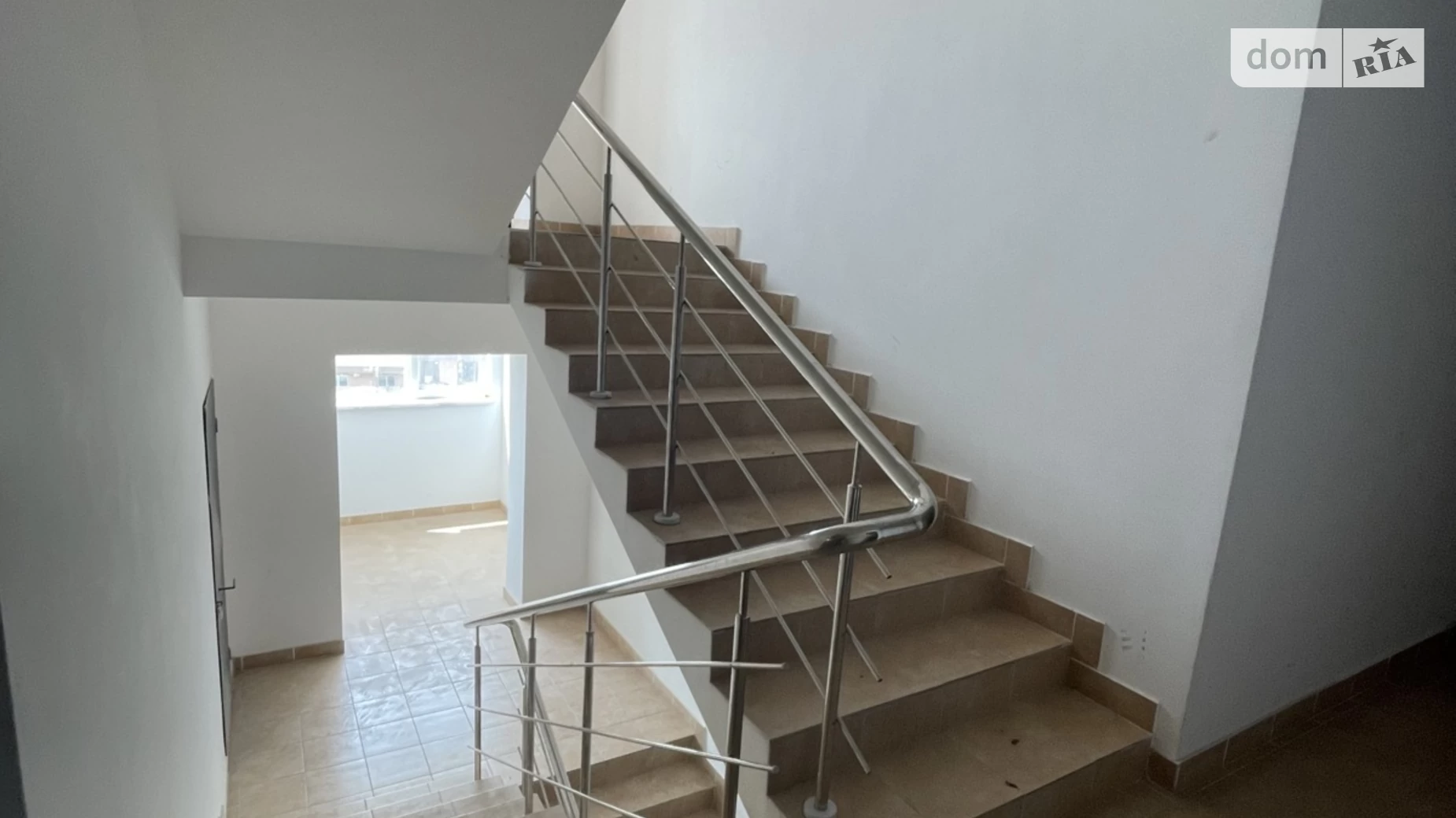 Продається 1-кімнатна квартира 41 кв. м у Агрономічному, вул. Центральна(Мічуріна) - фото 2
