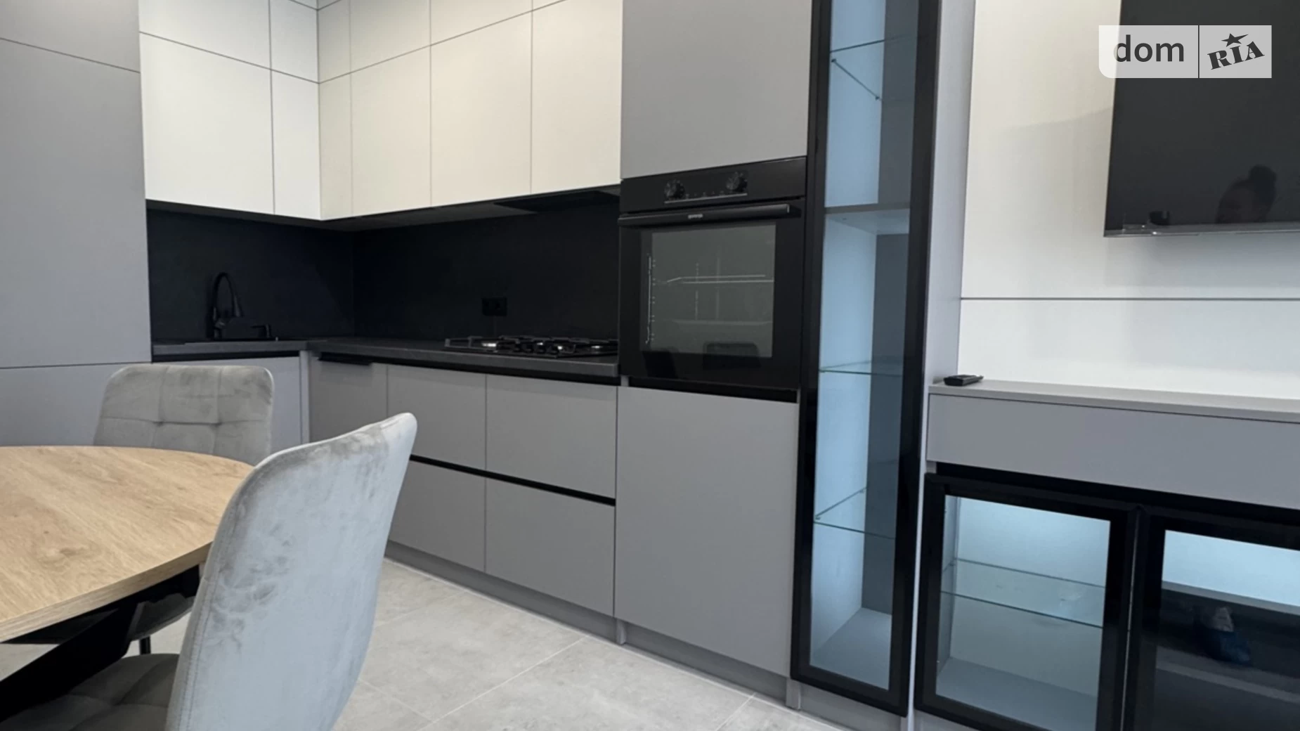 Продается 2-комнатная квартира 81 кв. м в Хмельницком, ул. Кармелюка, 3В - фото 3