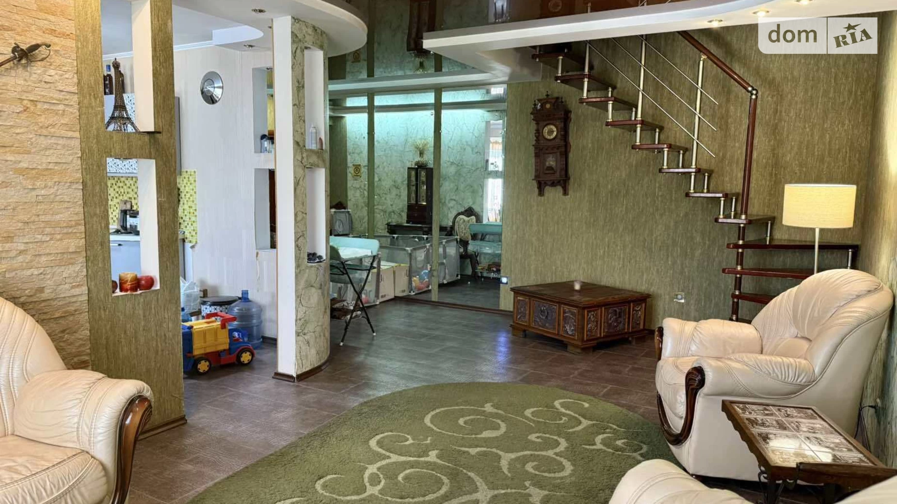Продается 4-комнатная квартира 132.8 кв. м в Виннице, ул. Зодчих, 40 - фото 2