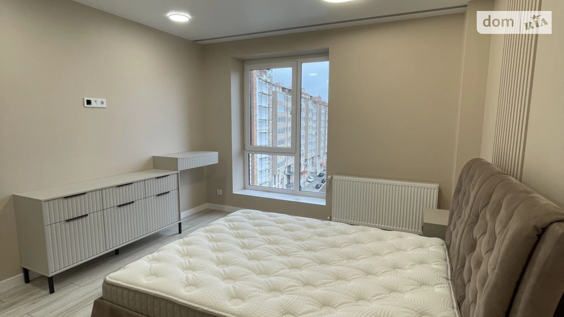 Продается 3-комнатная квартира 84 кв. м в Черновцах, цена: 155000 $ - фото 3