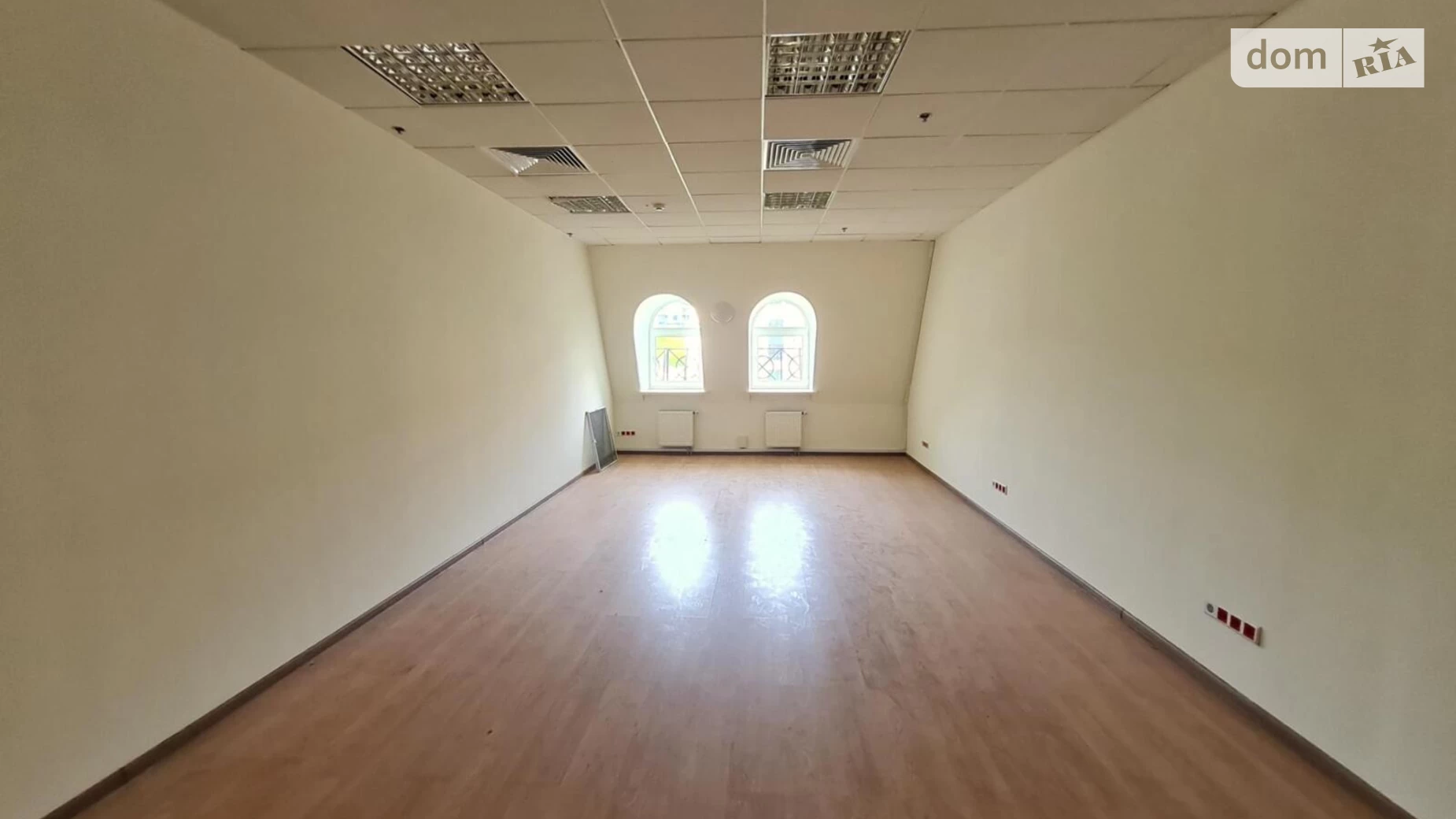Сдается в аренду офис 1068 кв. м в бизнес-центре, цена: 480600 грн - фото 5