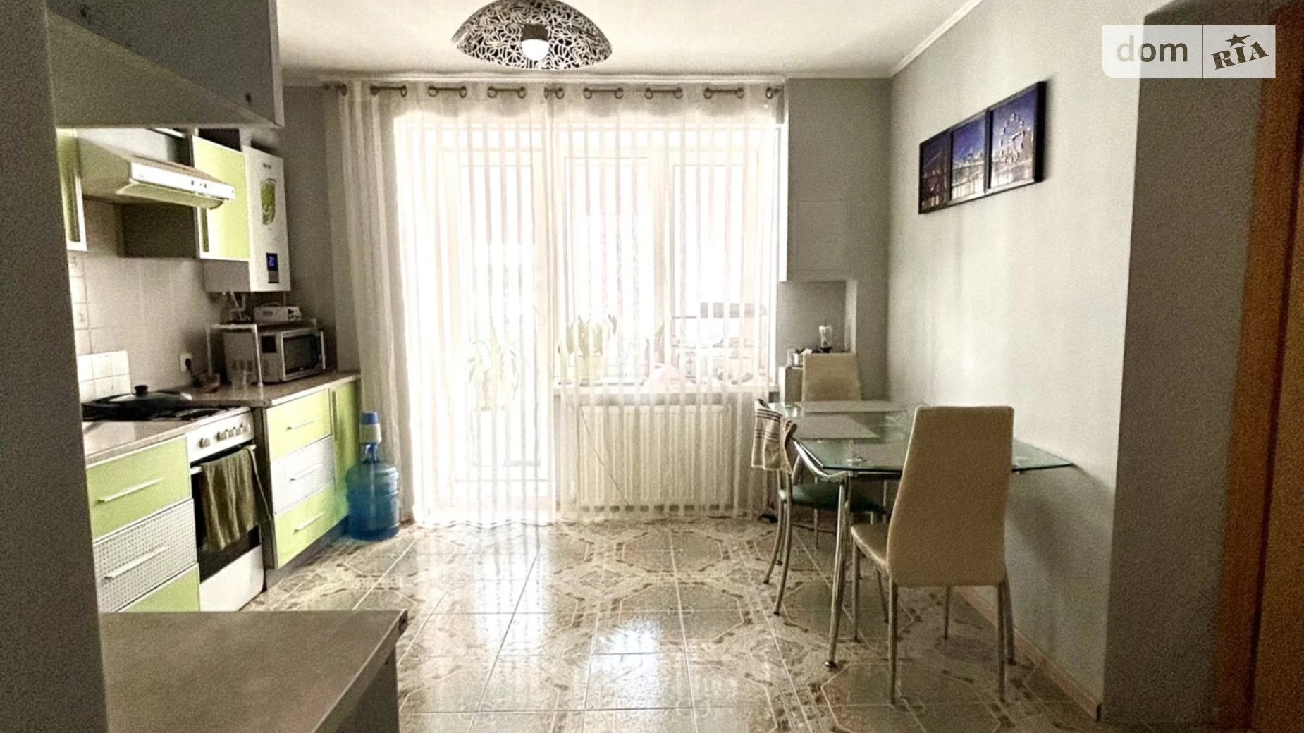2-комнатная квартира 70 кв. м в Тернополе, ул. Чайковского - фото 3