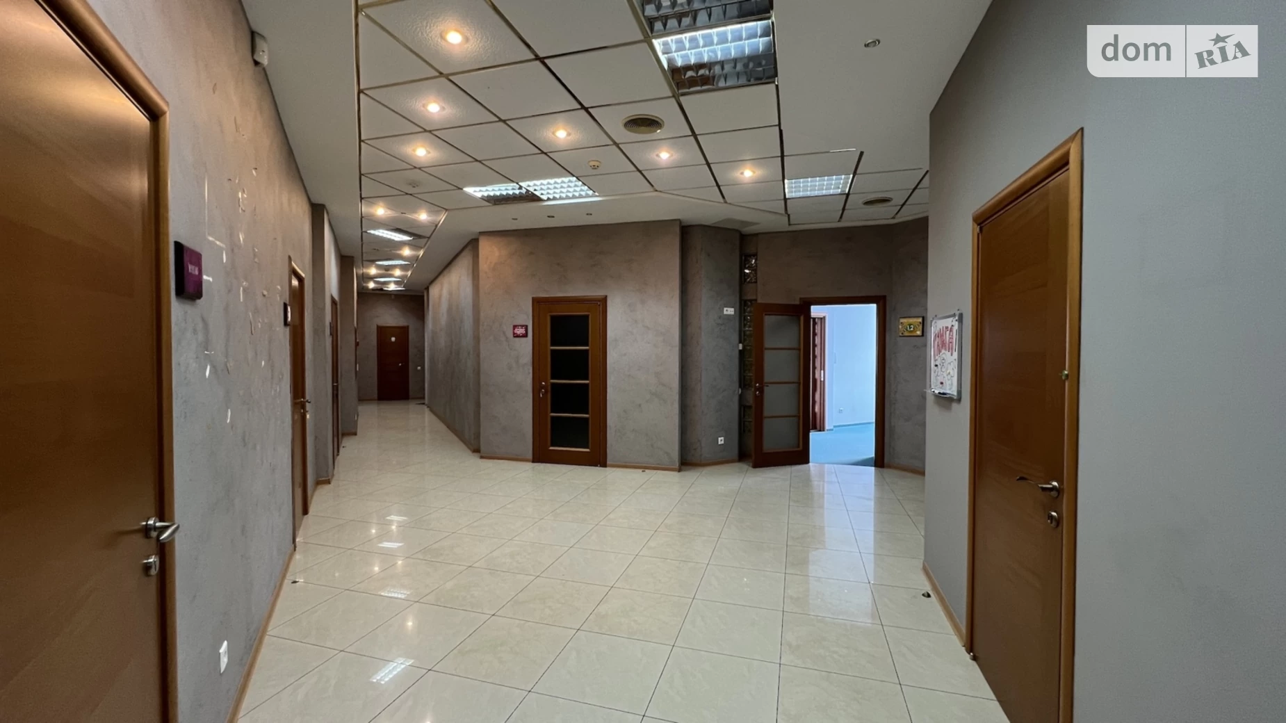 Здається в оренду офіс 722 кв. м в бізнес-центрі, цена: 10108 $ - фото 2