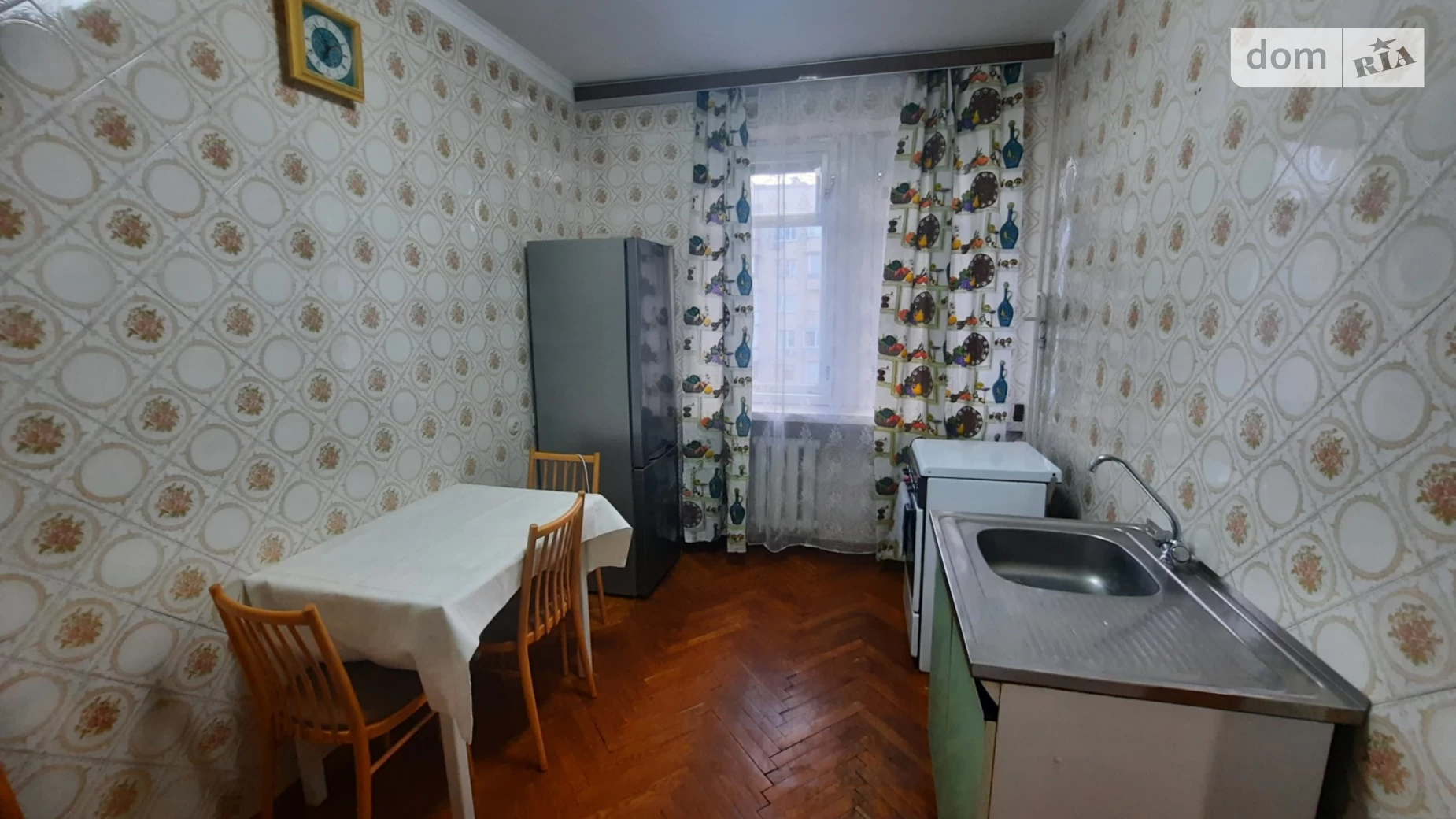Продается 1-комнатная квартира 40 кв. м в Киеве, ул. Богдана Хмельницкого, 32 - фото 3