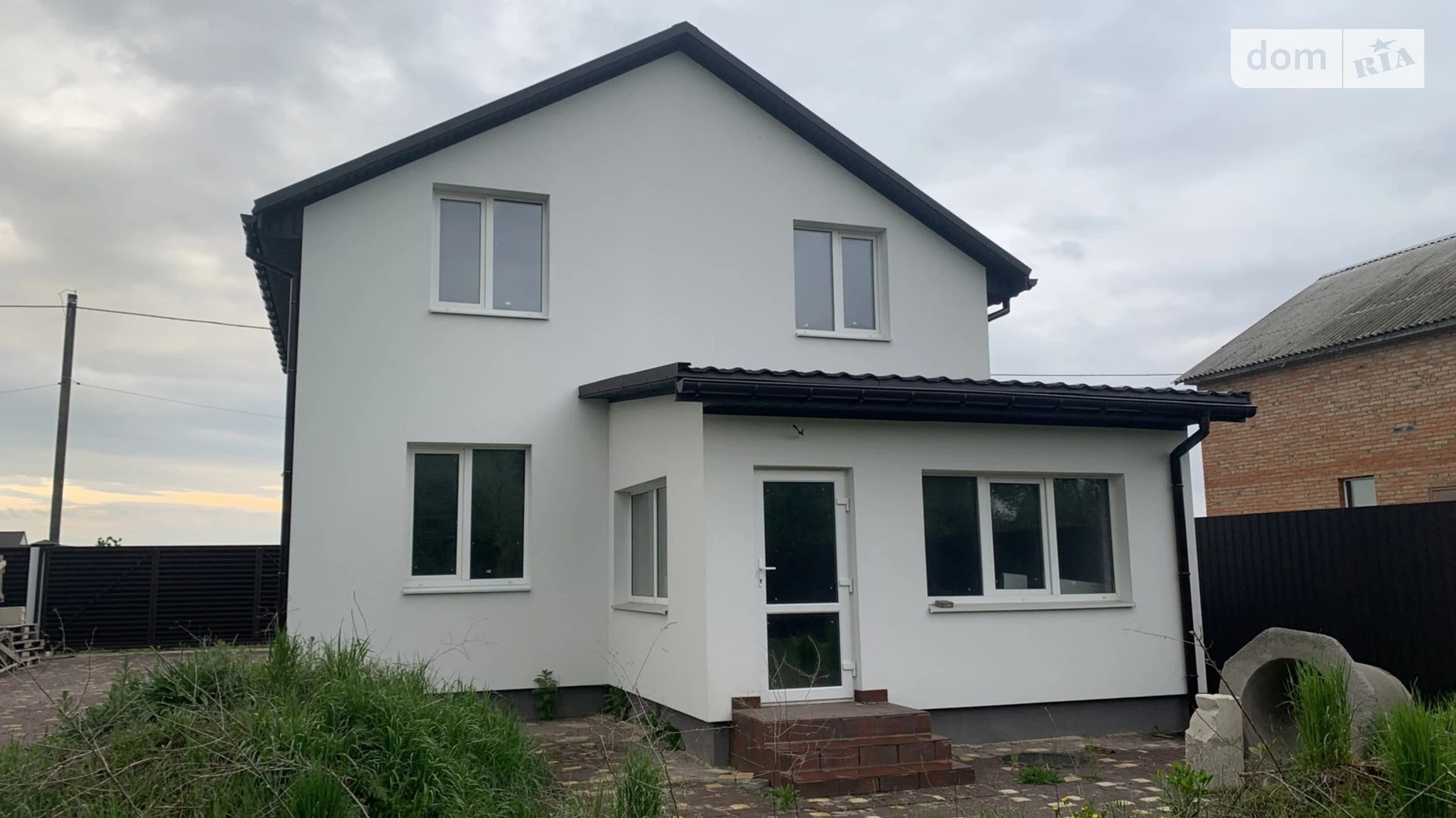 Продается дом на 2 этажа 110 кв. м с гаражом, цена: 59000 $ - фото 2