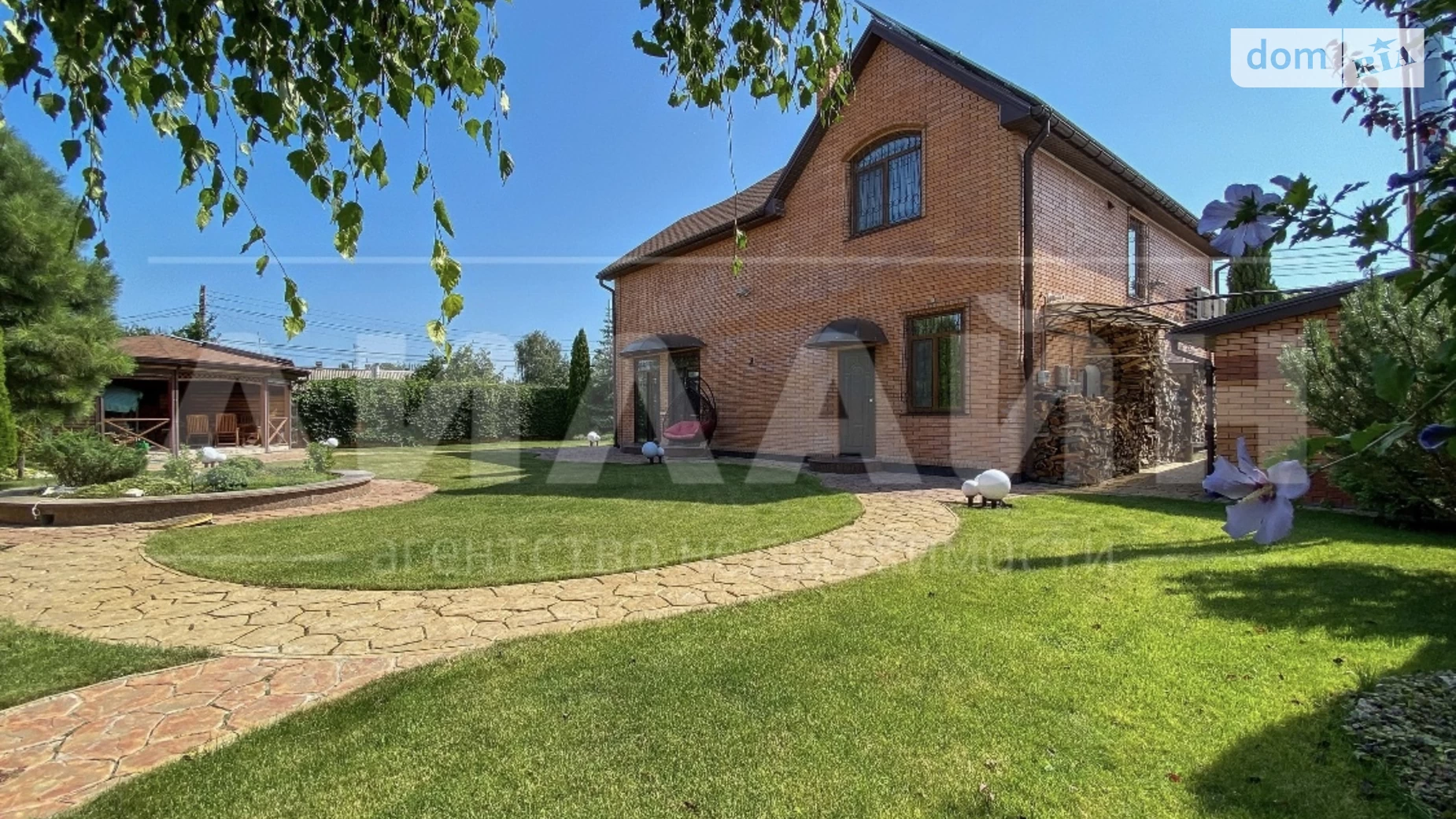 Продается дом на 2 этажа 235 кв. м с беседкой, цена: 289000 $ - фото 5