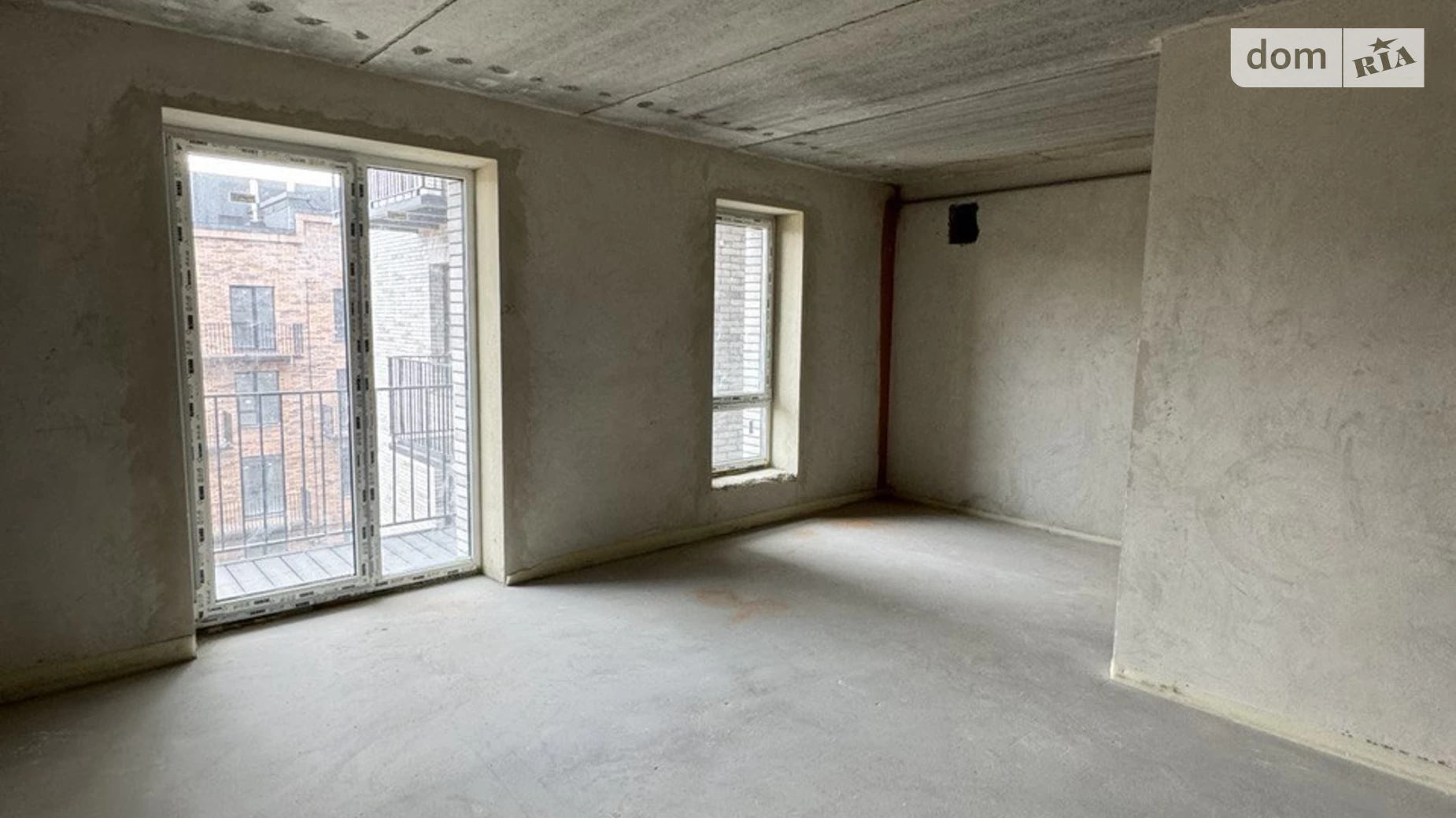 Продается 3-комнатная квартира 83.5 кв. м в Ивано-Франковске, ул. 24 Августа - фото 2