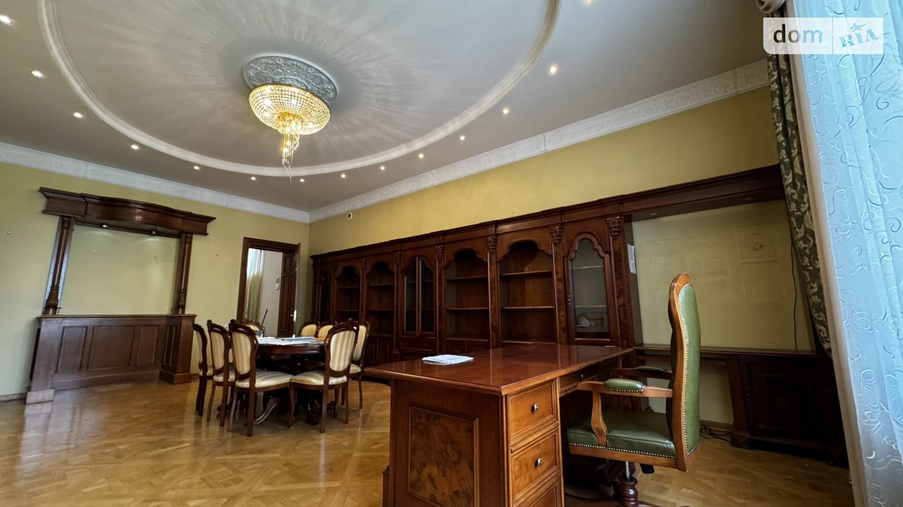 Продается 5-комнатная квартира 223.9 кв. м в Львове, ул. Новакивского Олексы, 8 - фото 2