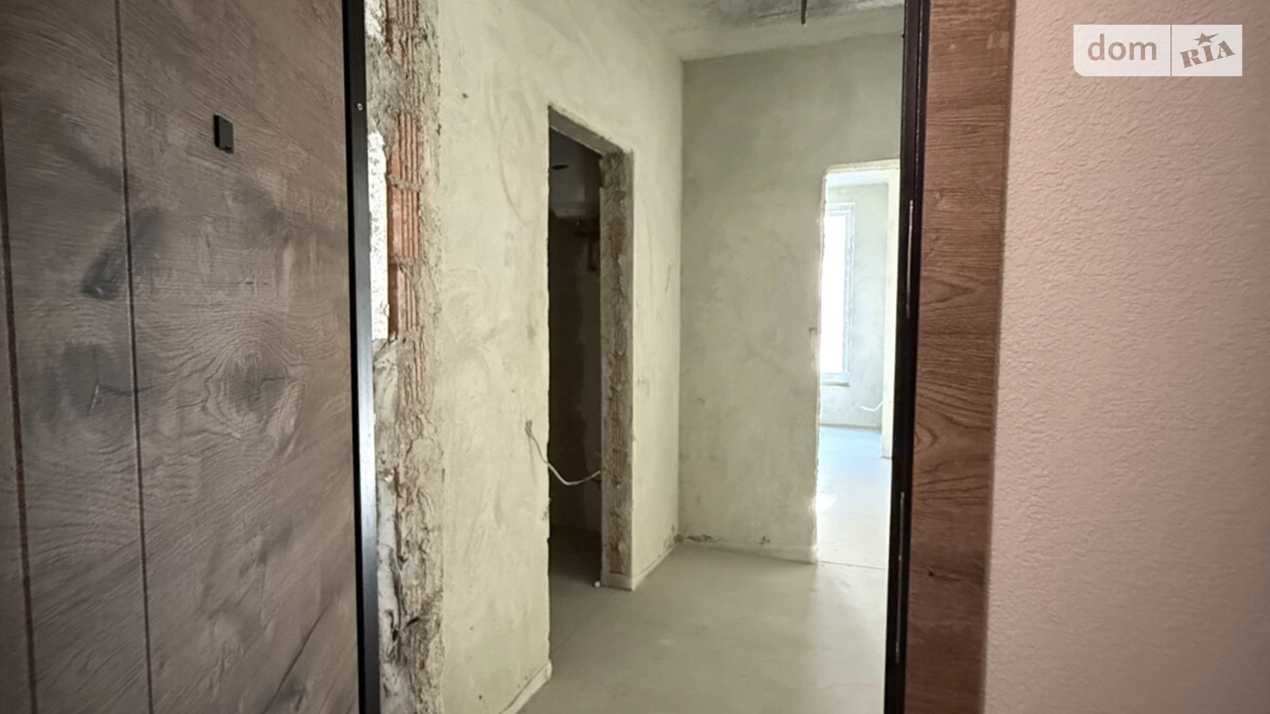 Продается 1-комнатная квартира 39.3 кв. м в Ужгороде - фото 2