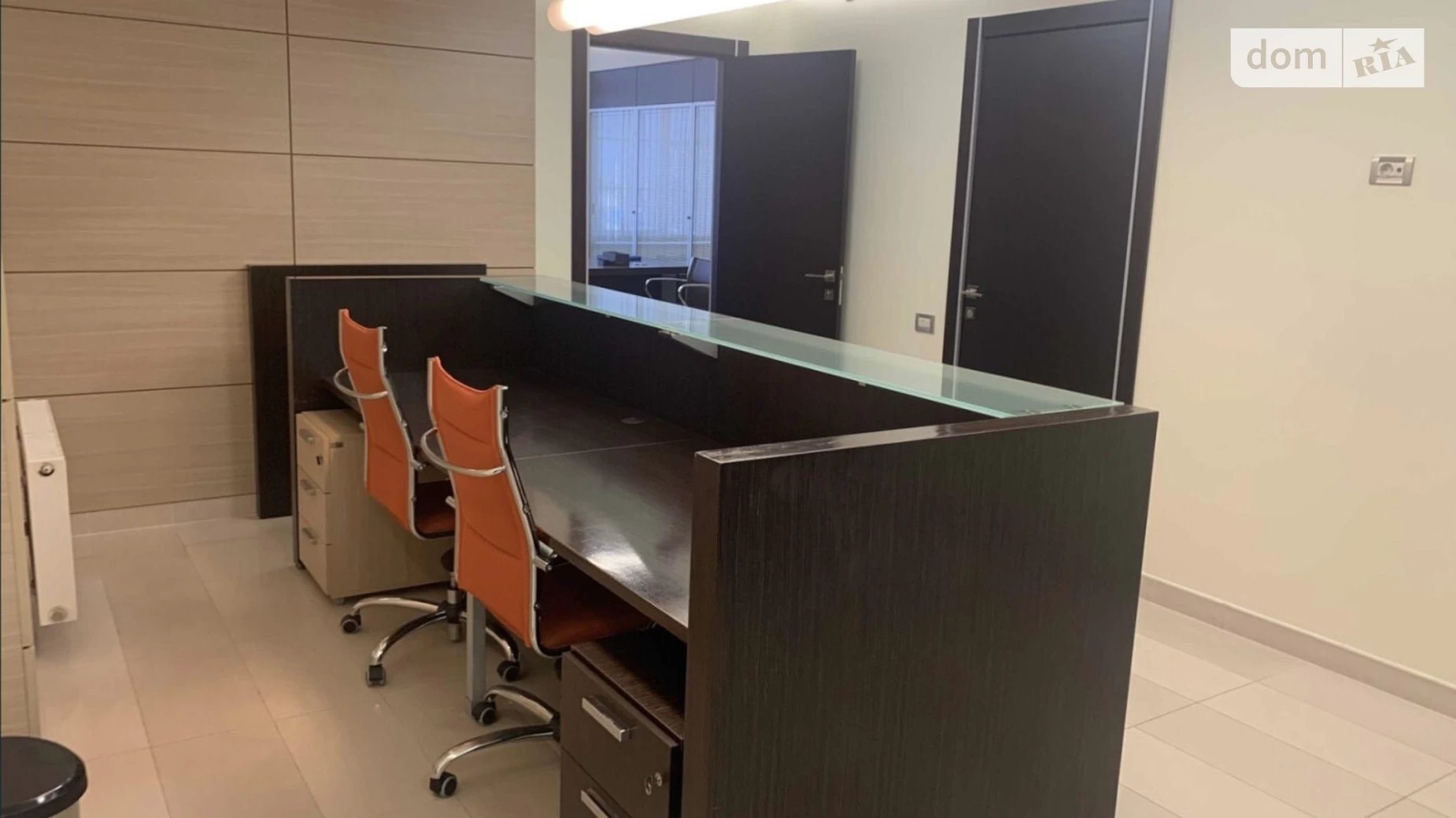 Здається в оренду офіс 210 кв. м в бізнес-центрі, цена: 2100 $ - фото 2