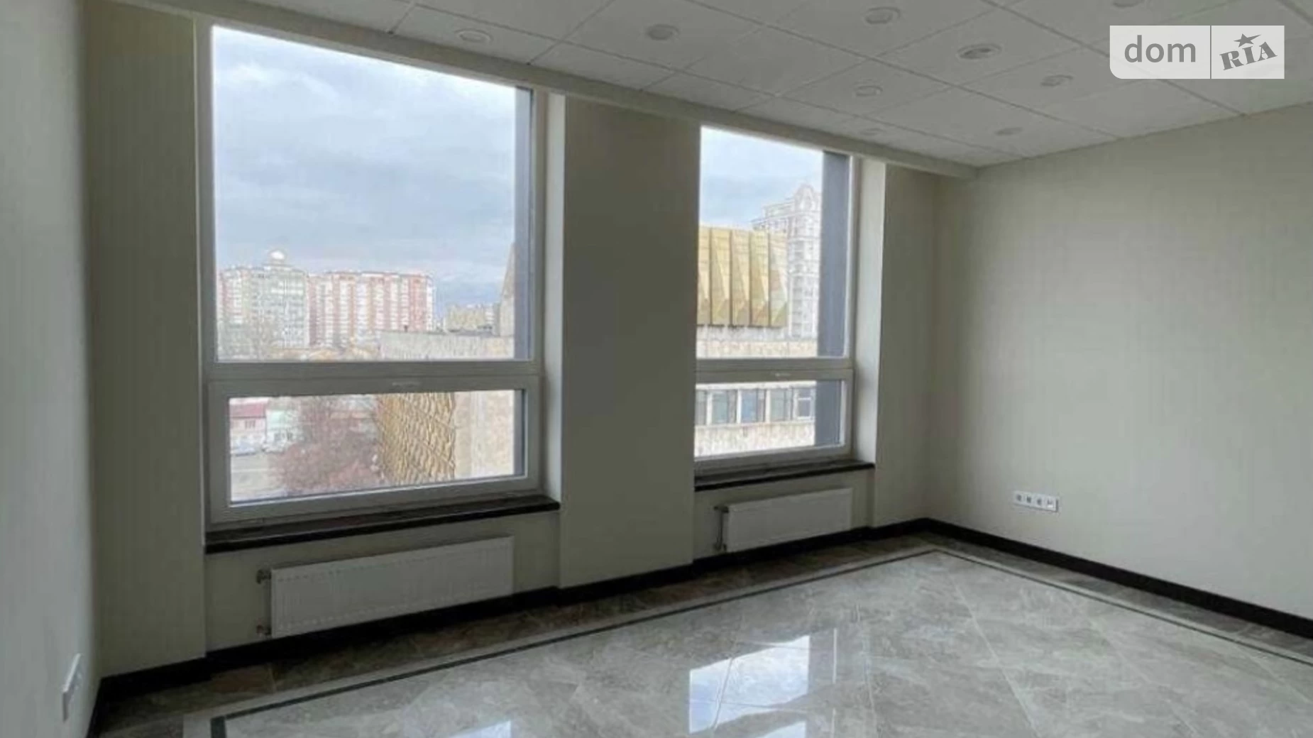 Сдается в аренду офис 73 кв. м в бизнес-центре, цена: 1088 $ - фото 3