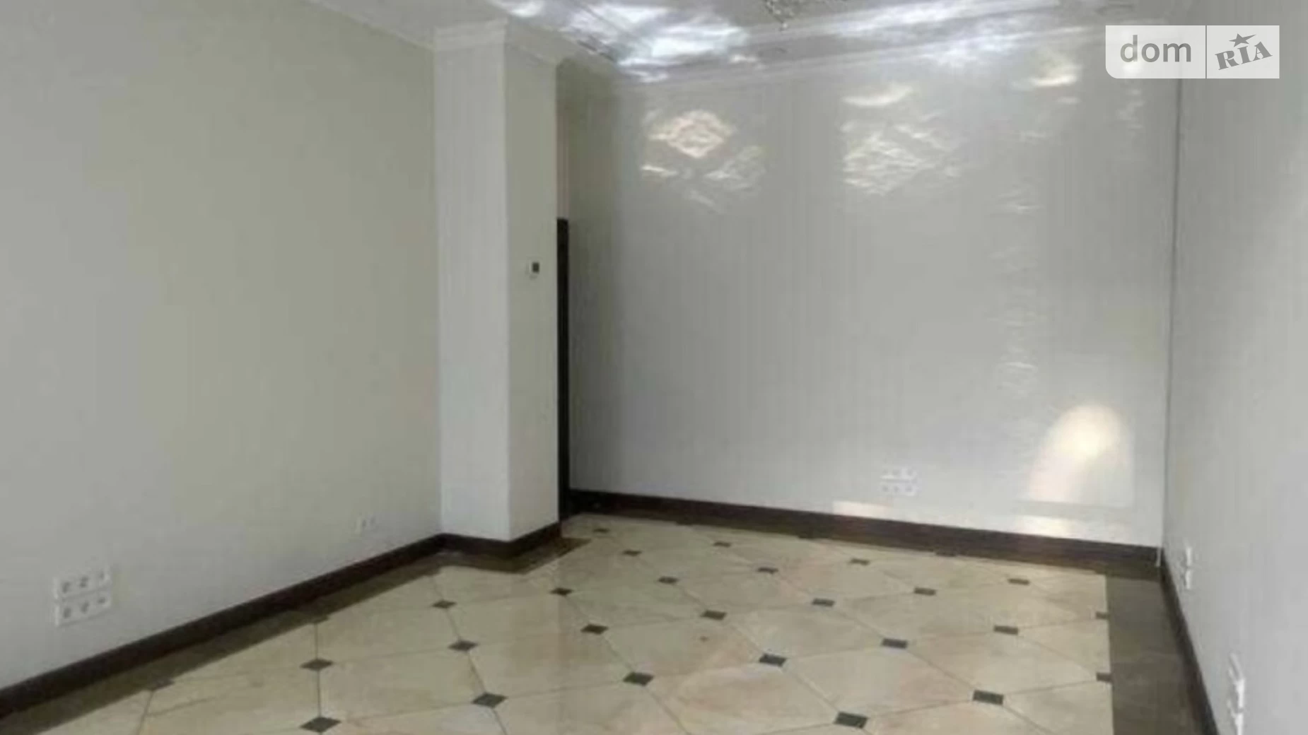 Сдается в аренду офис 91 кв. м в бизнес-центре, цена: 1368 $ - фото 4