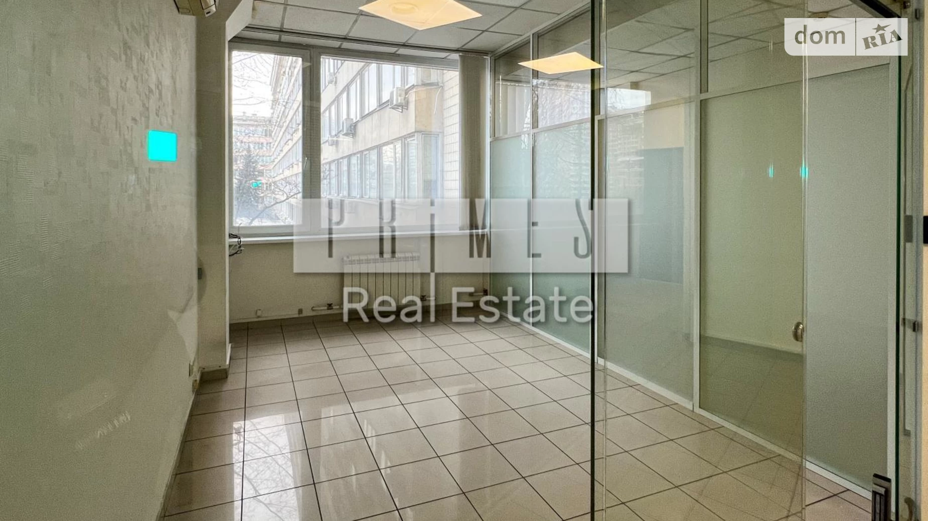 Сдается в аренду офис 373 кв. м в бизнес-центре, цена: 5350 $ - фото 4