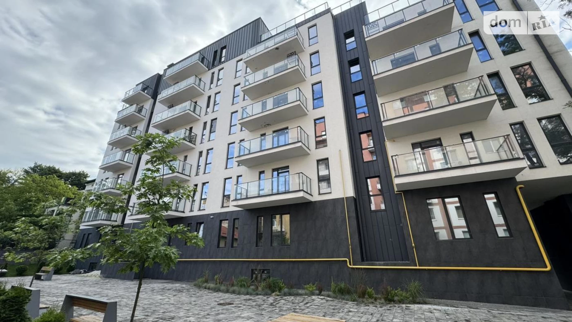 Продается 1-комнатная квартира 52 кв. м в Львове, ул. Героев Мариуполя(Козланюка), 1 - фото 2